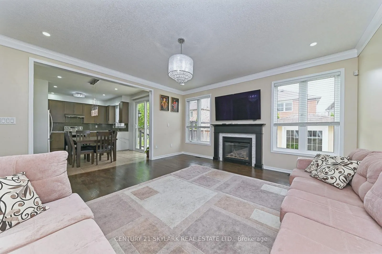 24 Dalton Drive