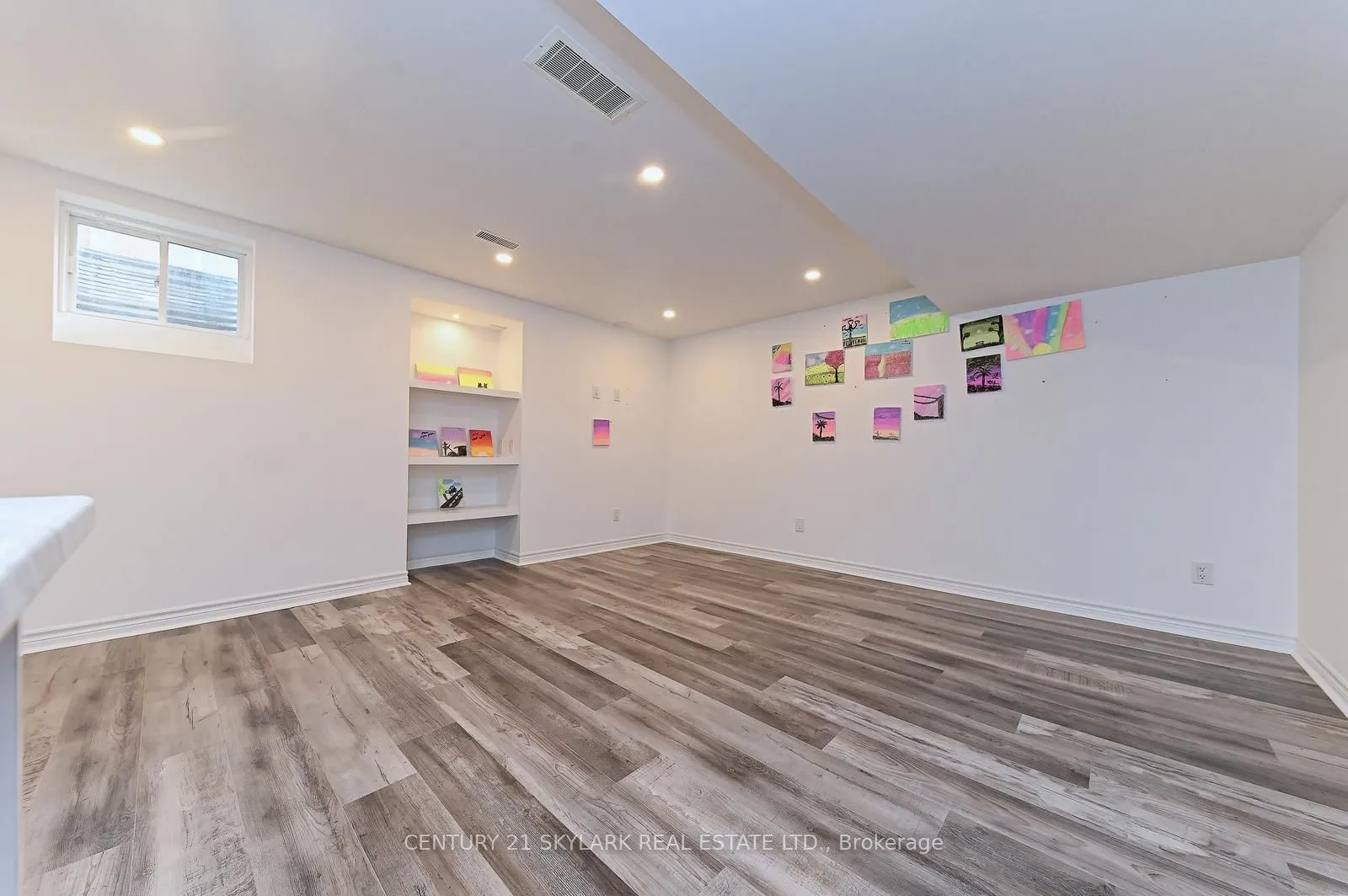 24 Dalton Drive