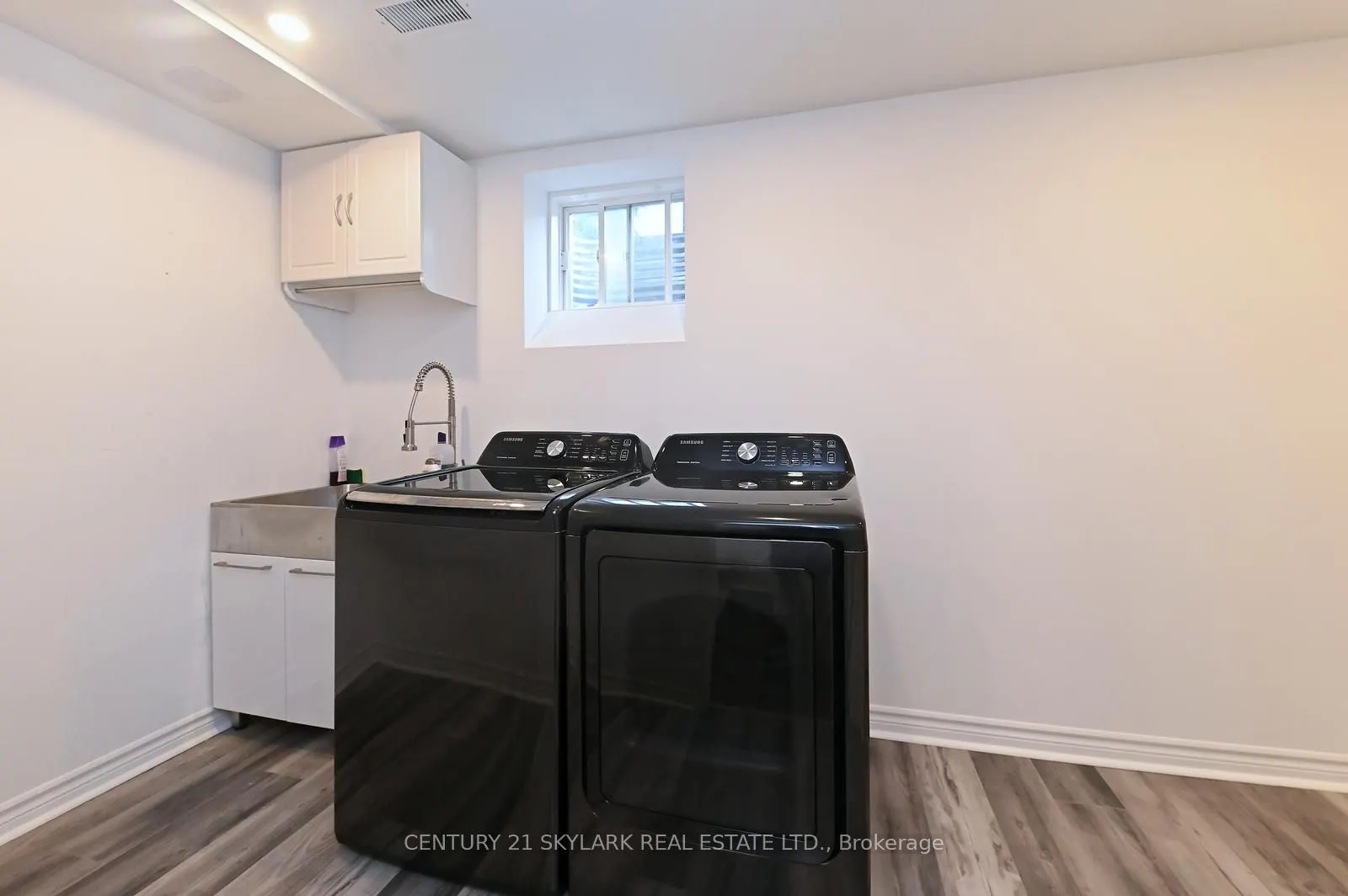 24 Dalton Drive