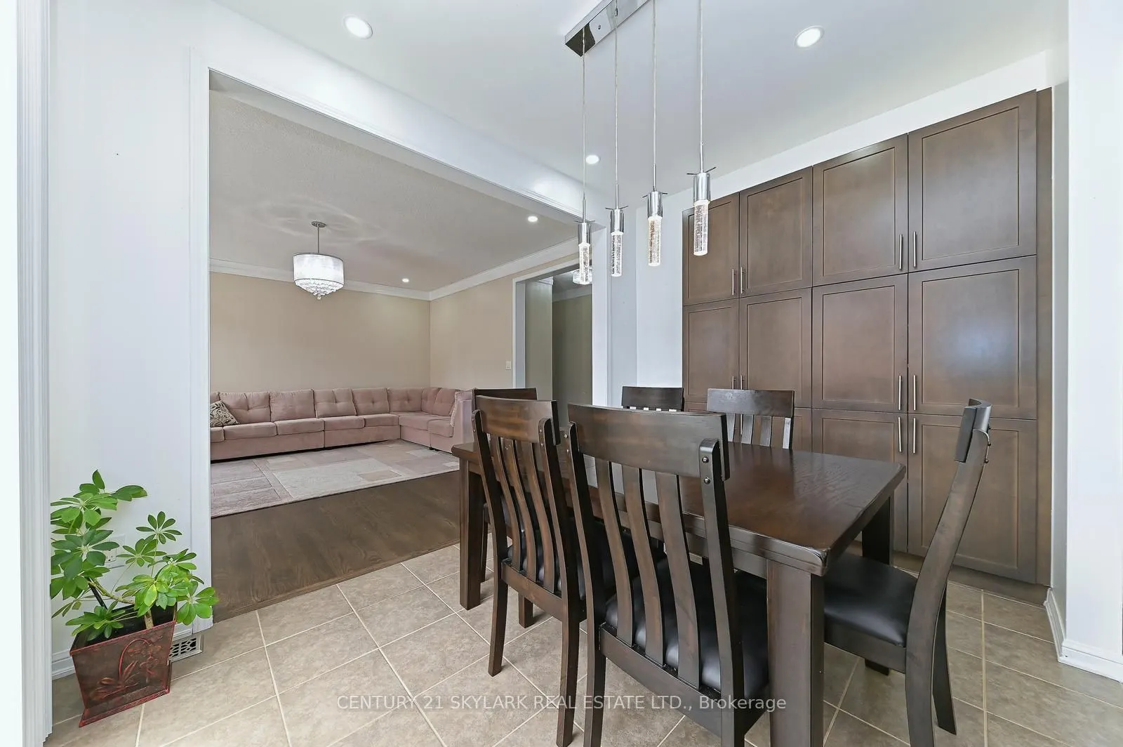 24 Dalton Drive