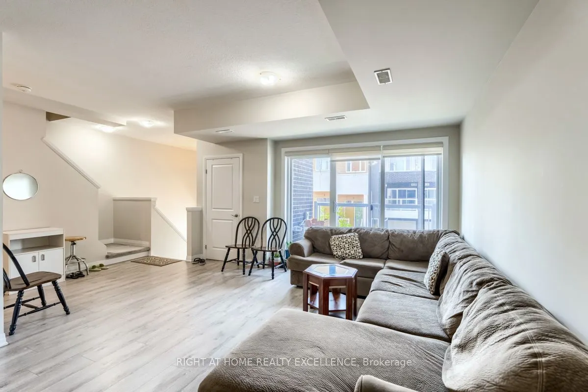 4 VISIONARY Avenue, #4