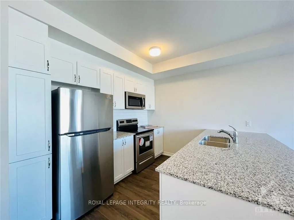 124 MICHAEL STOQUA Street, #8