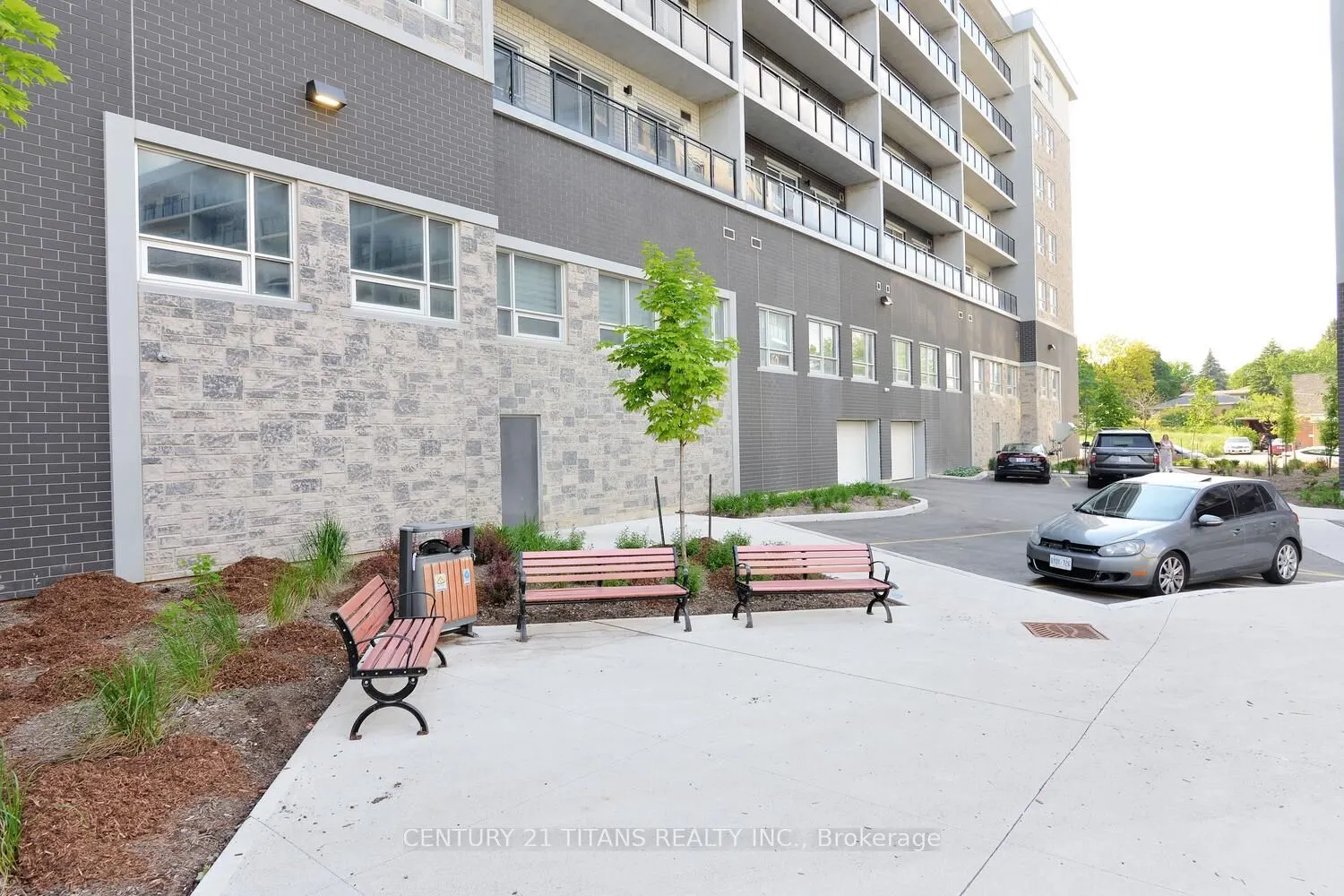 275 Larch Street, #G405