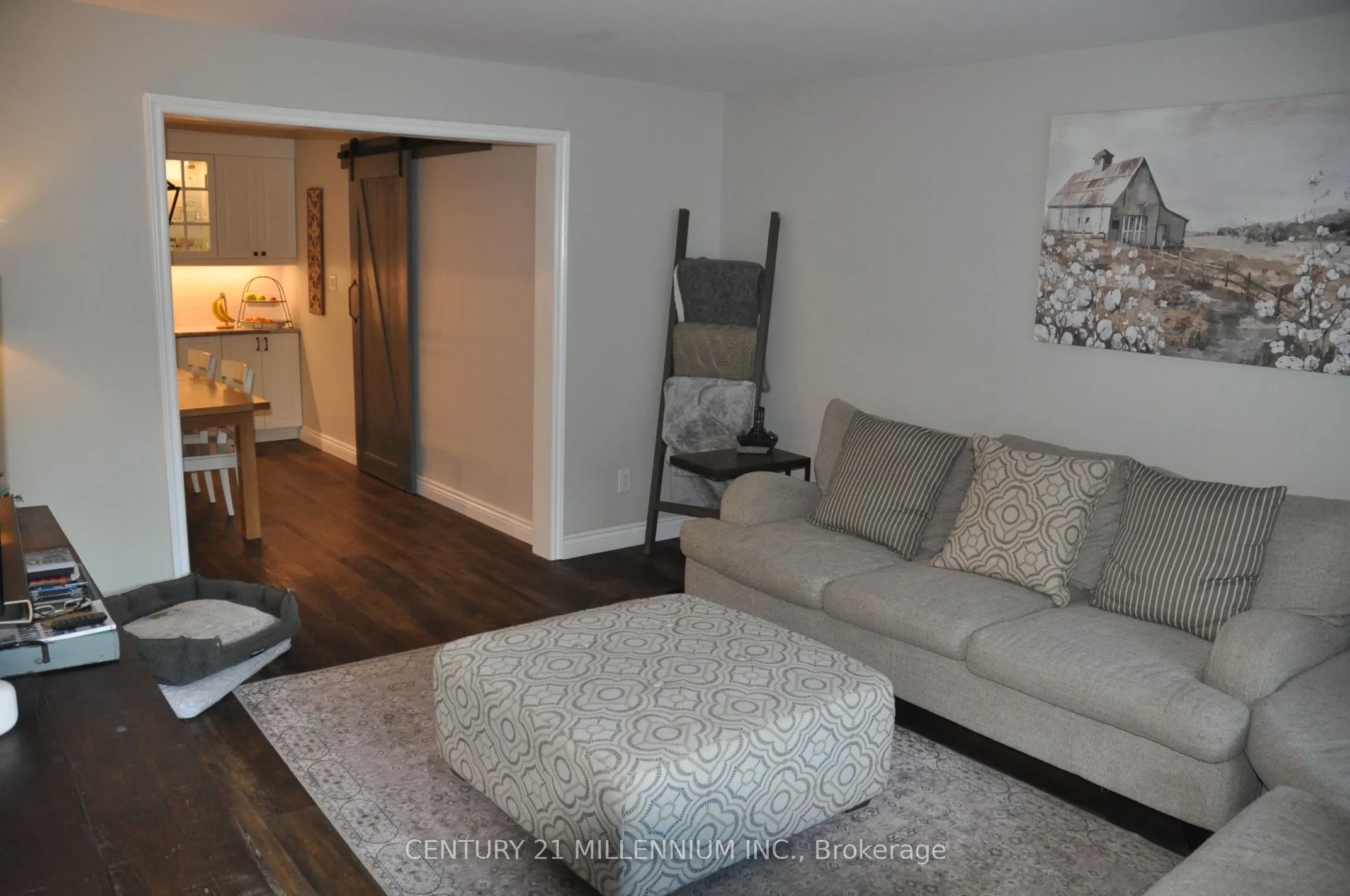 7 Erinwood Drive