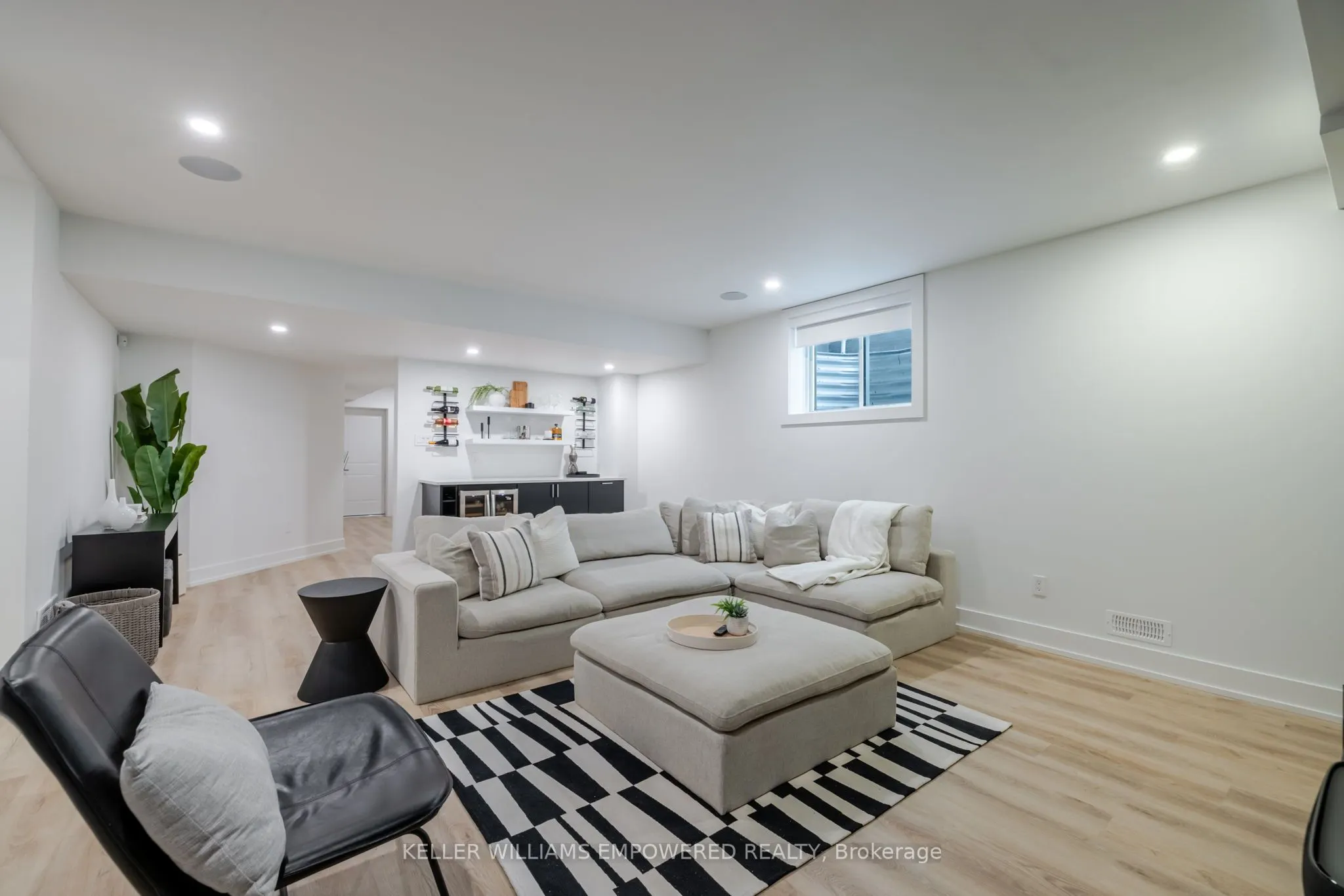 1611 Upper West Avenue