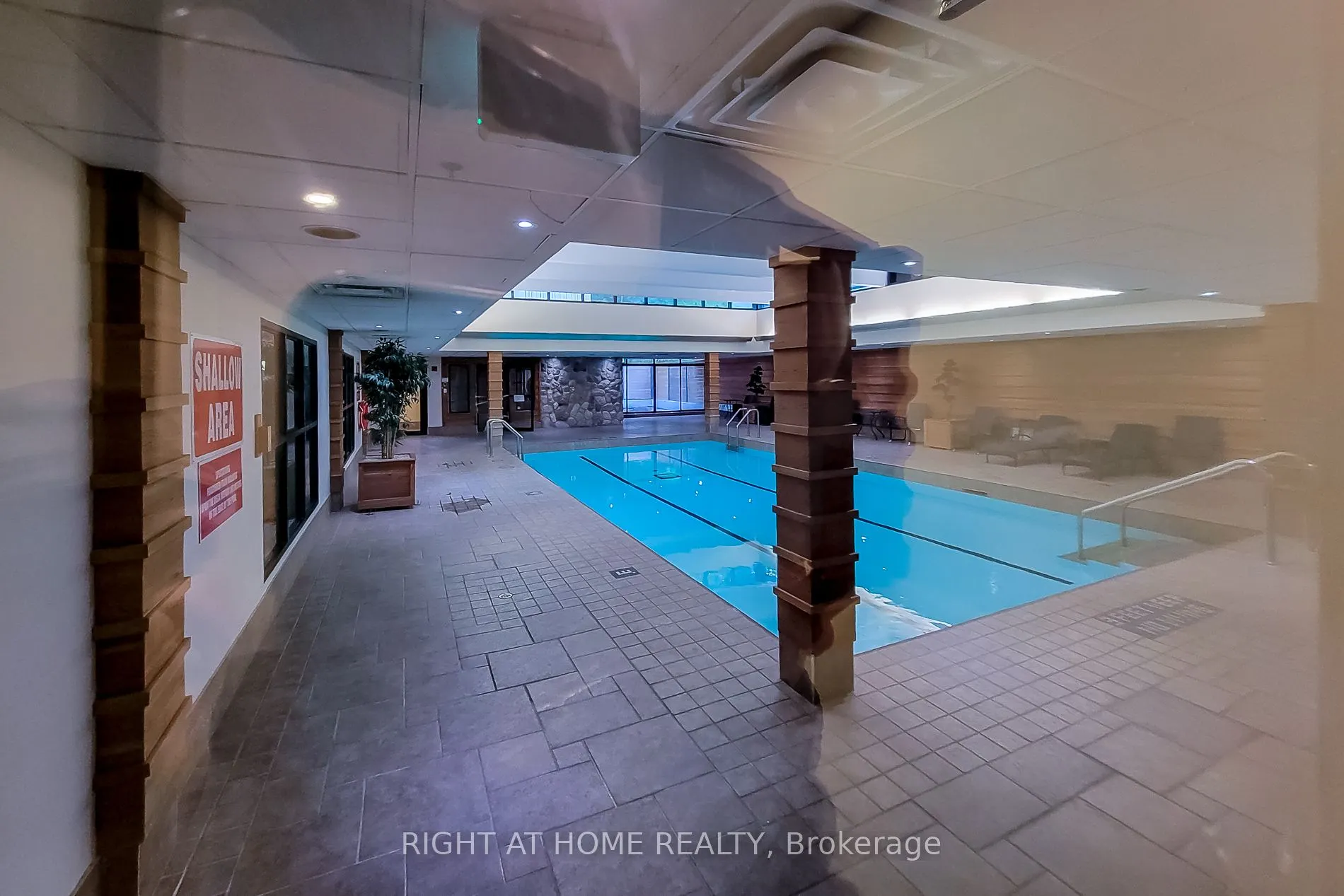 150 Charlton Avenue E, #601
