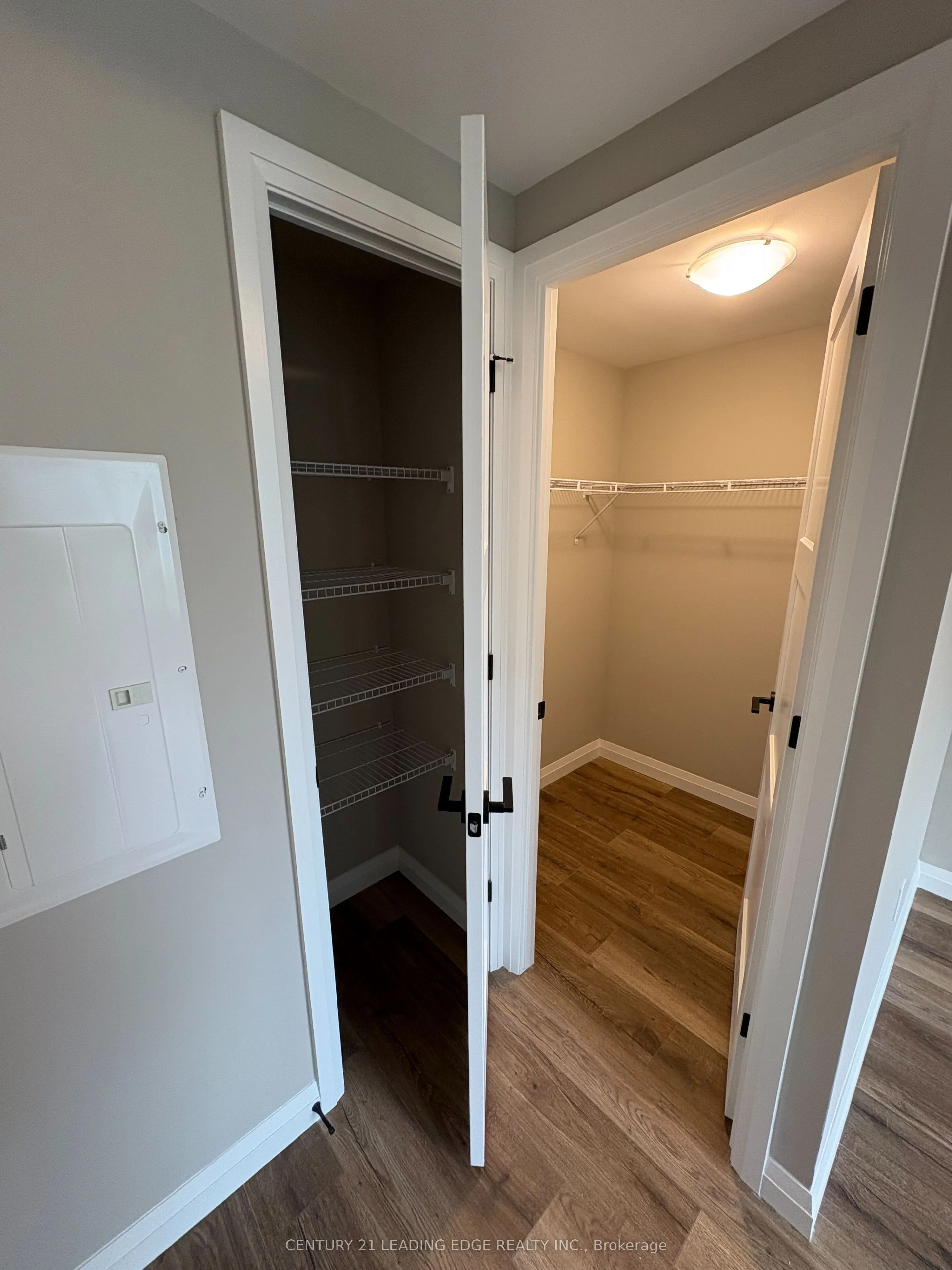 93 Arthur Street, #908