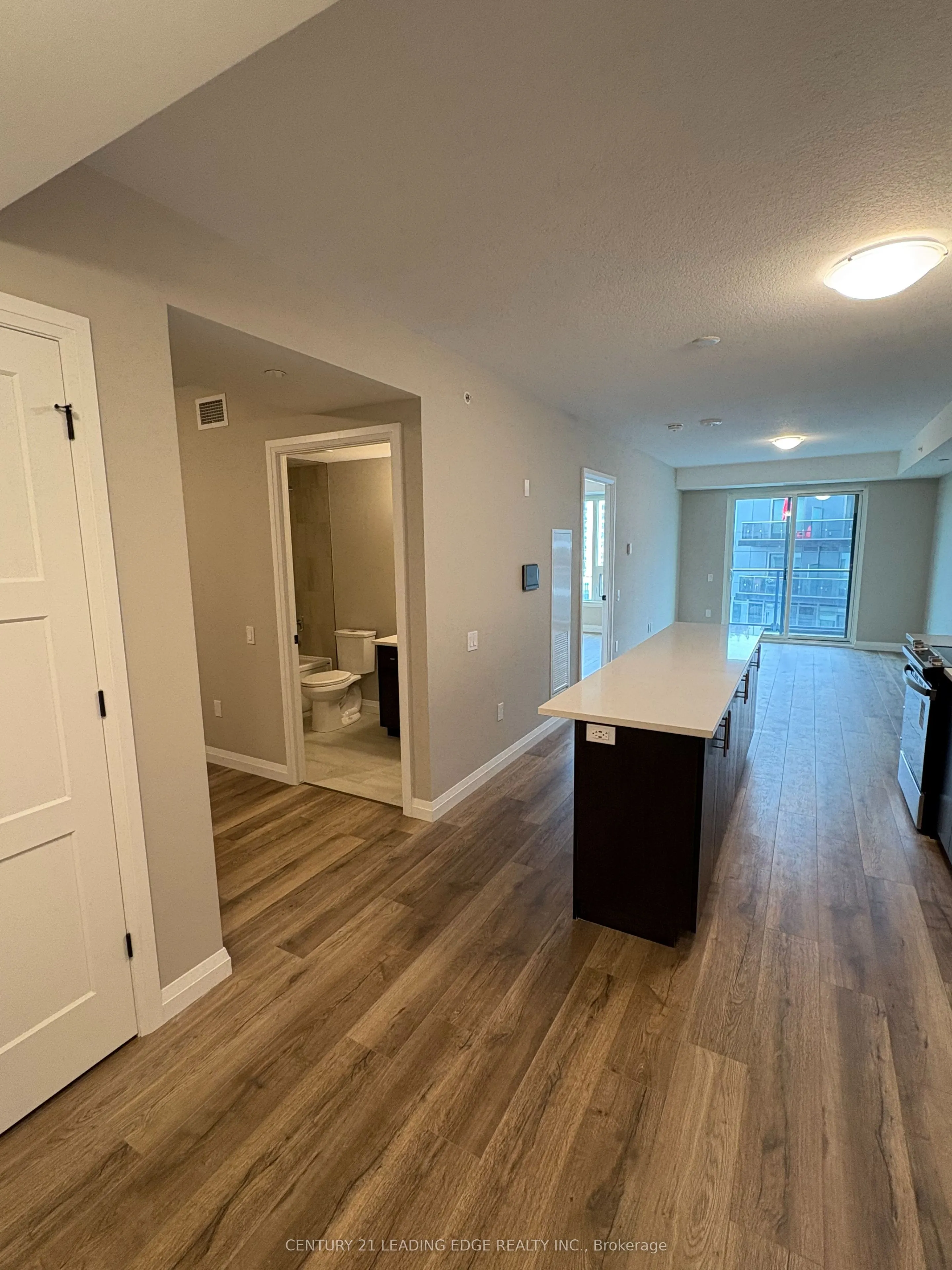 93 Arthur Street, #908
