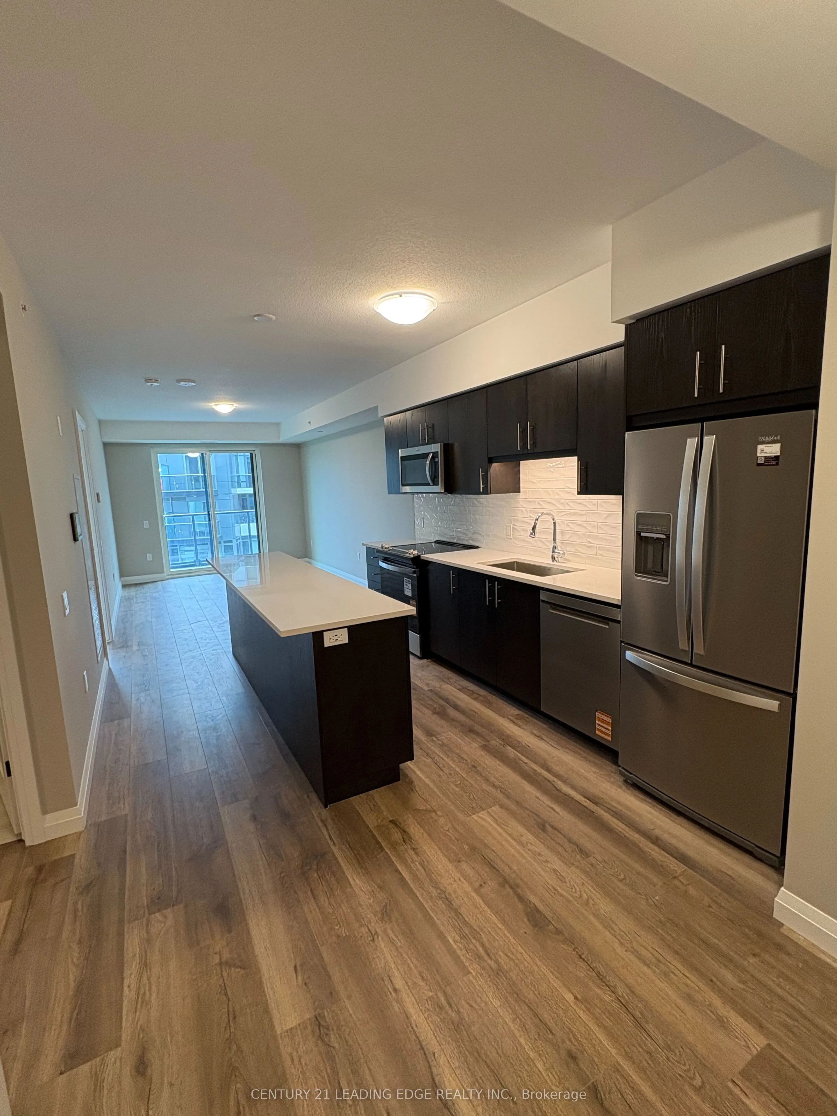 93 Arthur Street, #908