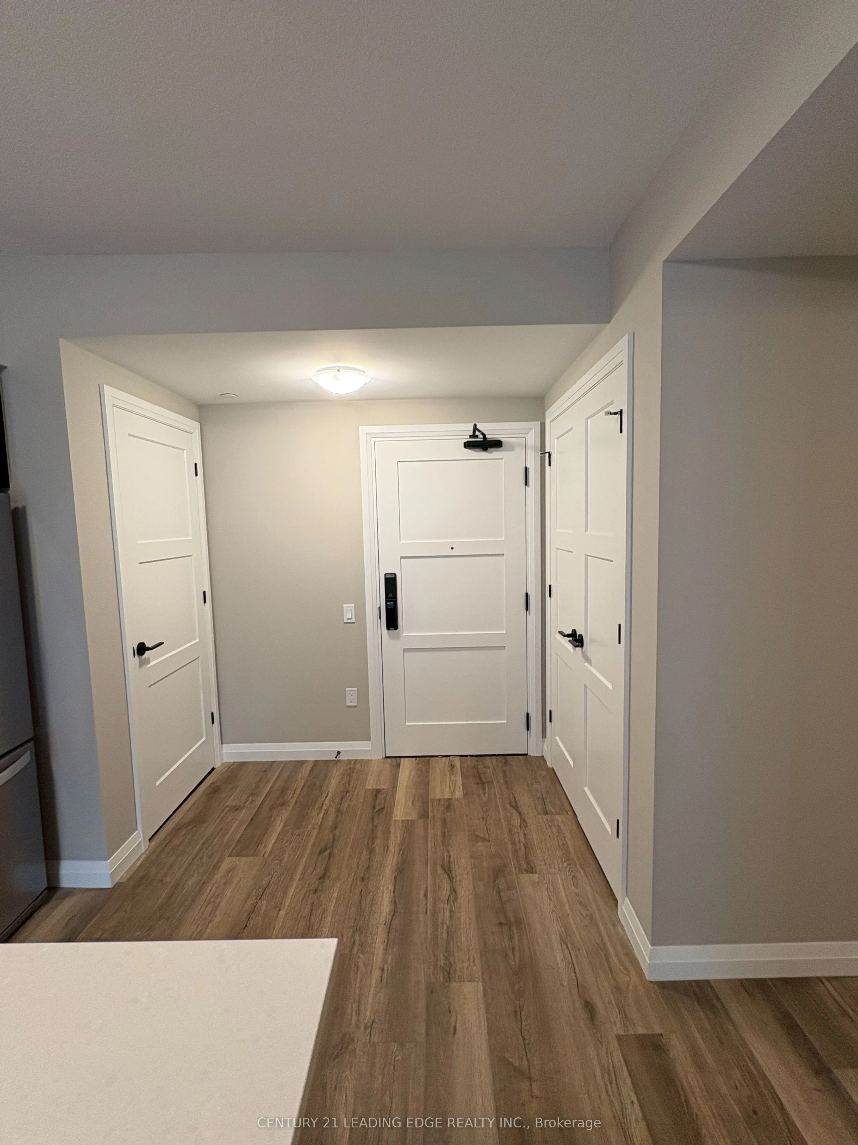 93 Arthur Street, #908