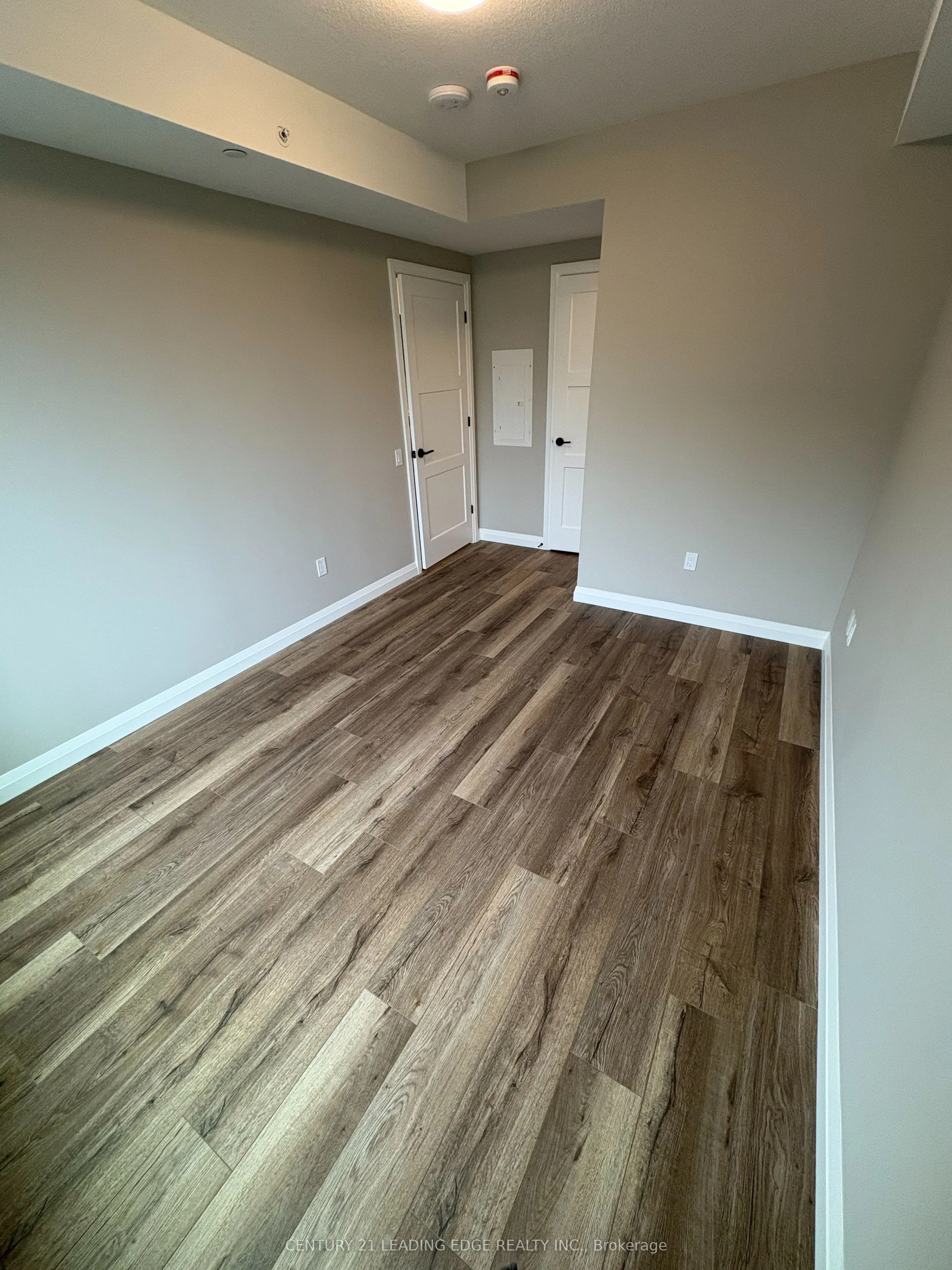 93 Arthur Street, #908