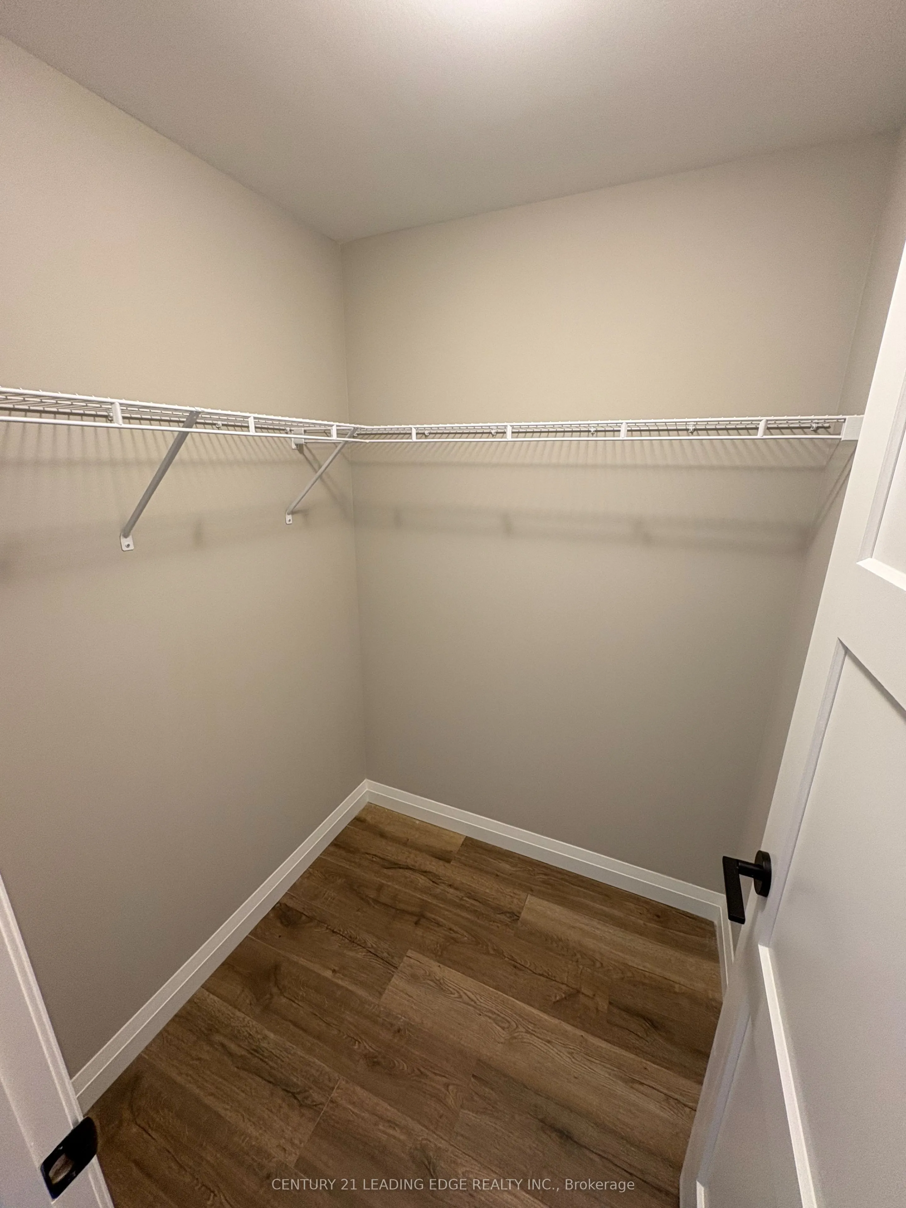 93 Arthur Street, #908