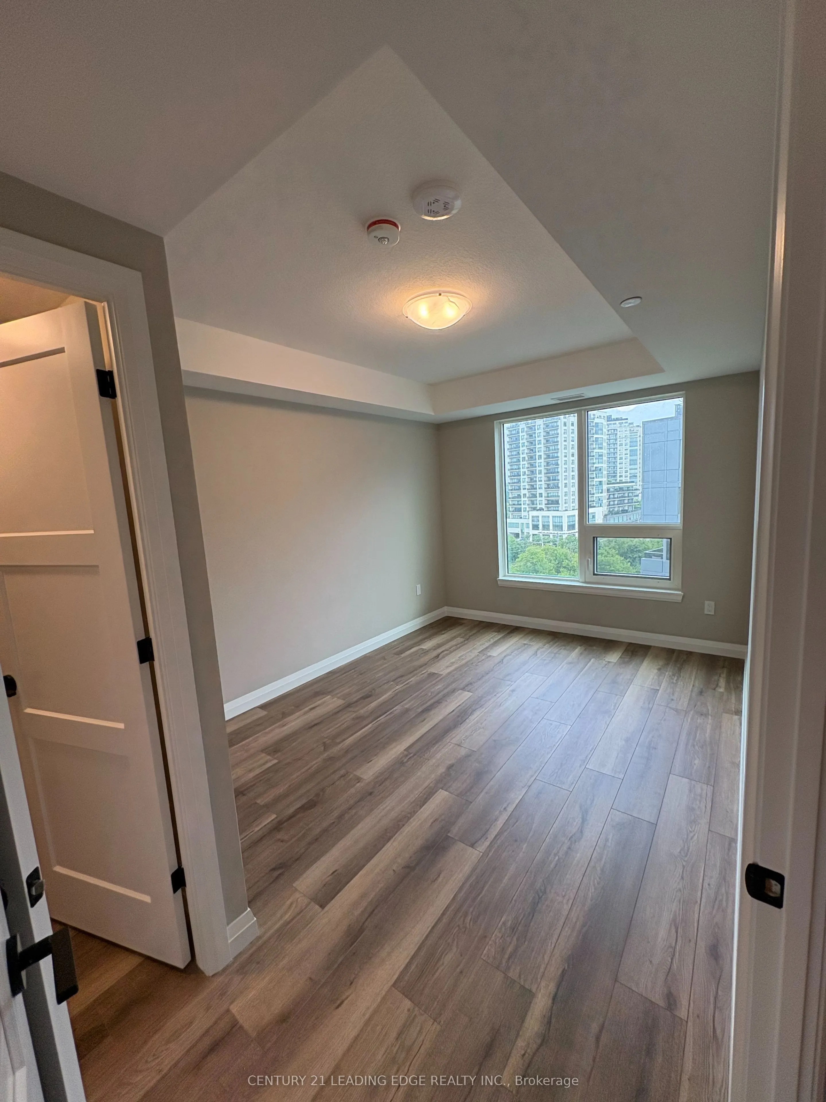 93 Arthur Street, #908