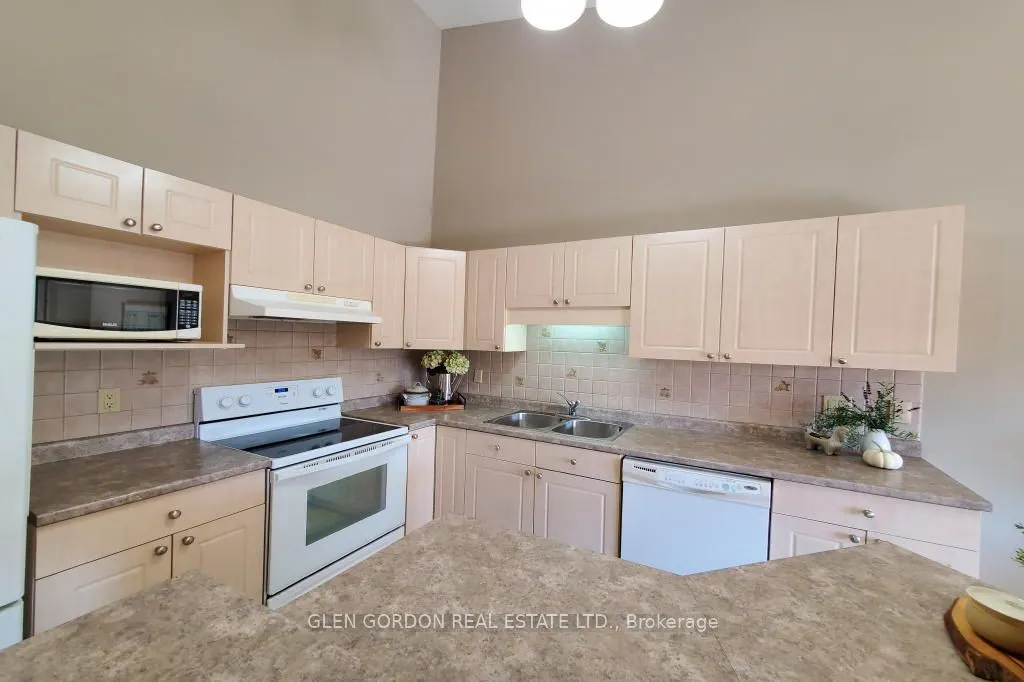 1077 Hamilton Road, #48