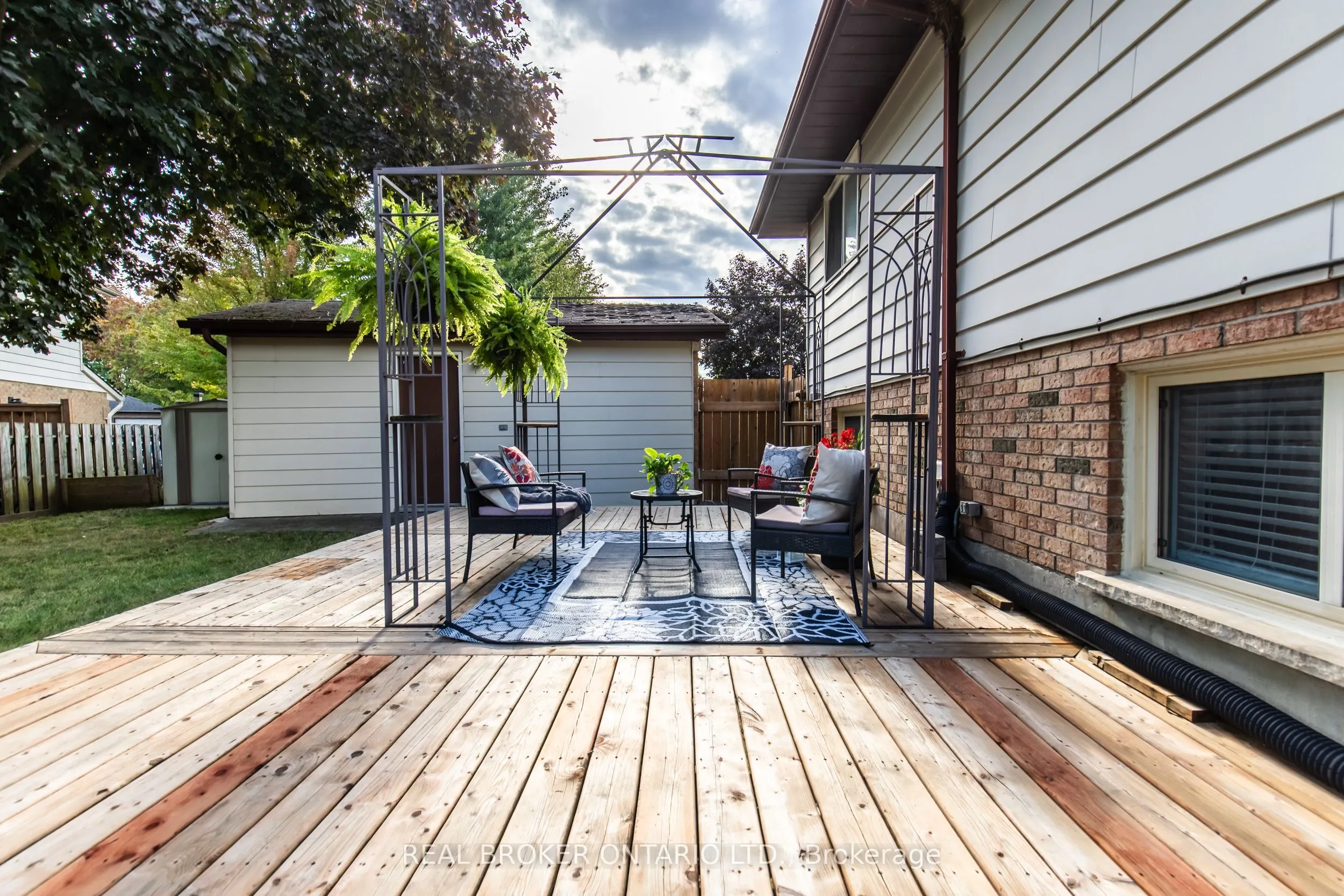 1134 Mohawk Street