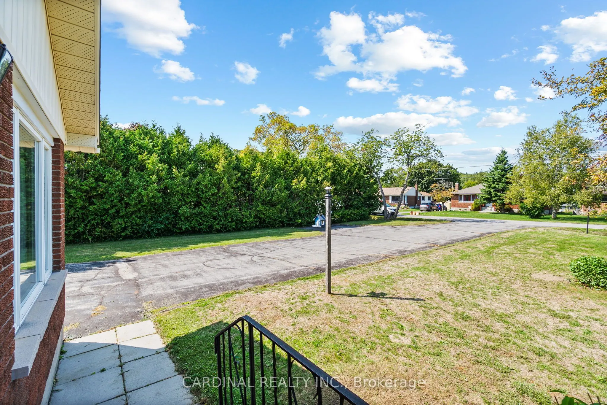 2574 Van Luven Road