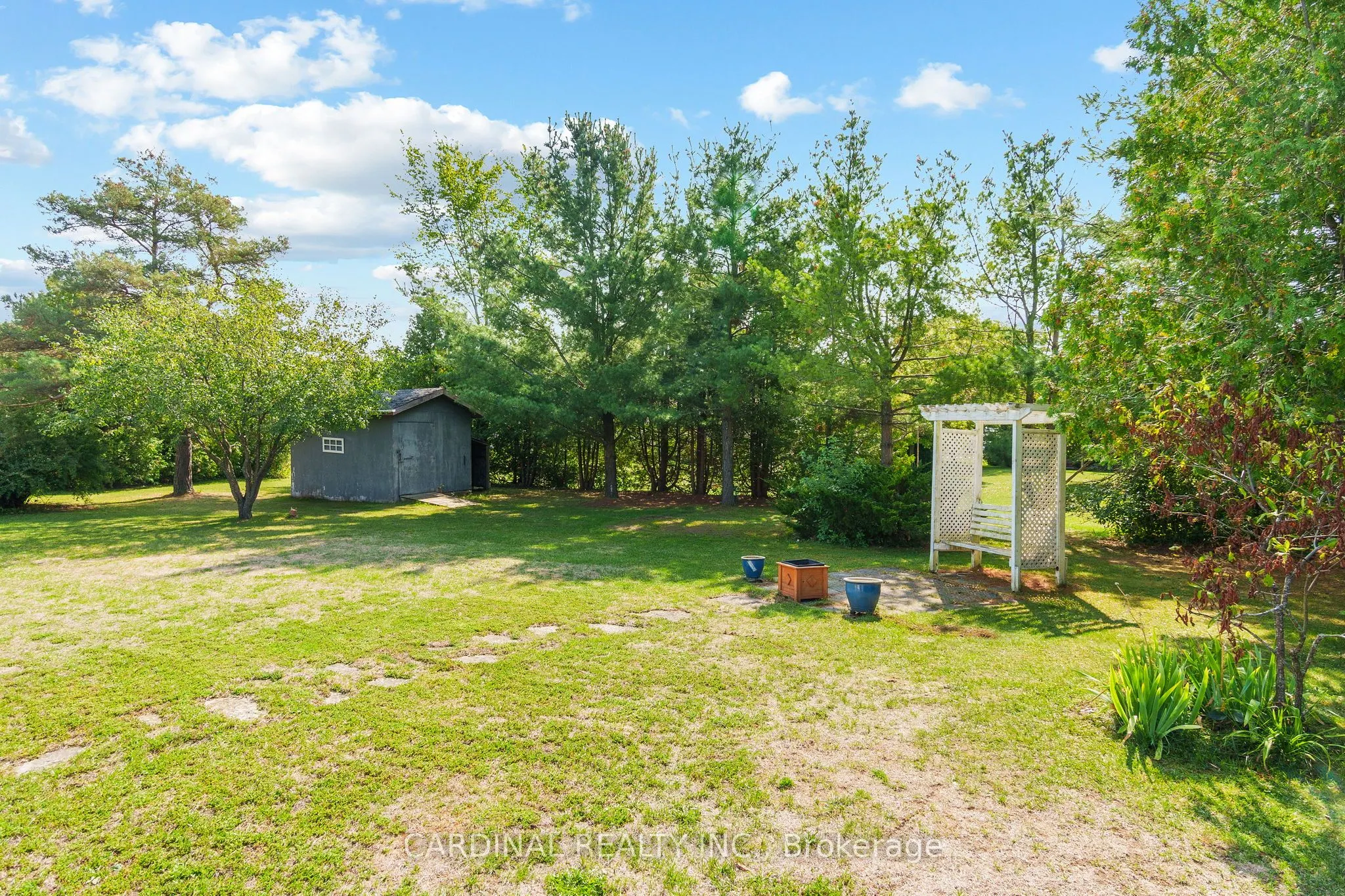 2574 Van Luven Road