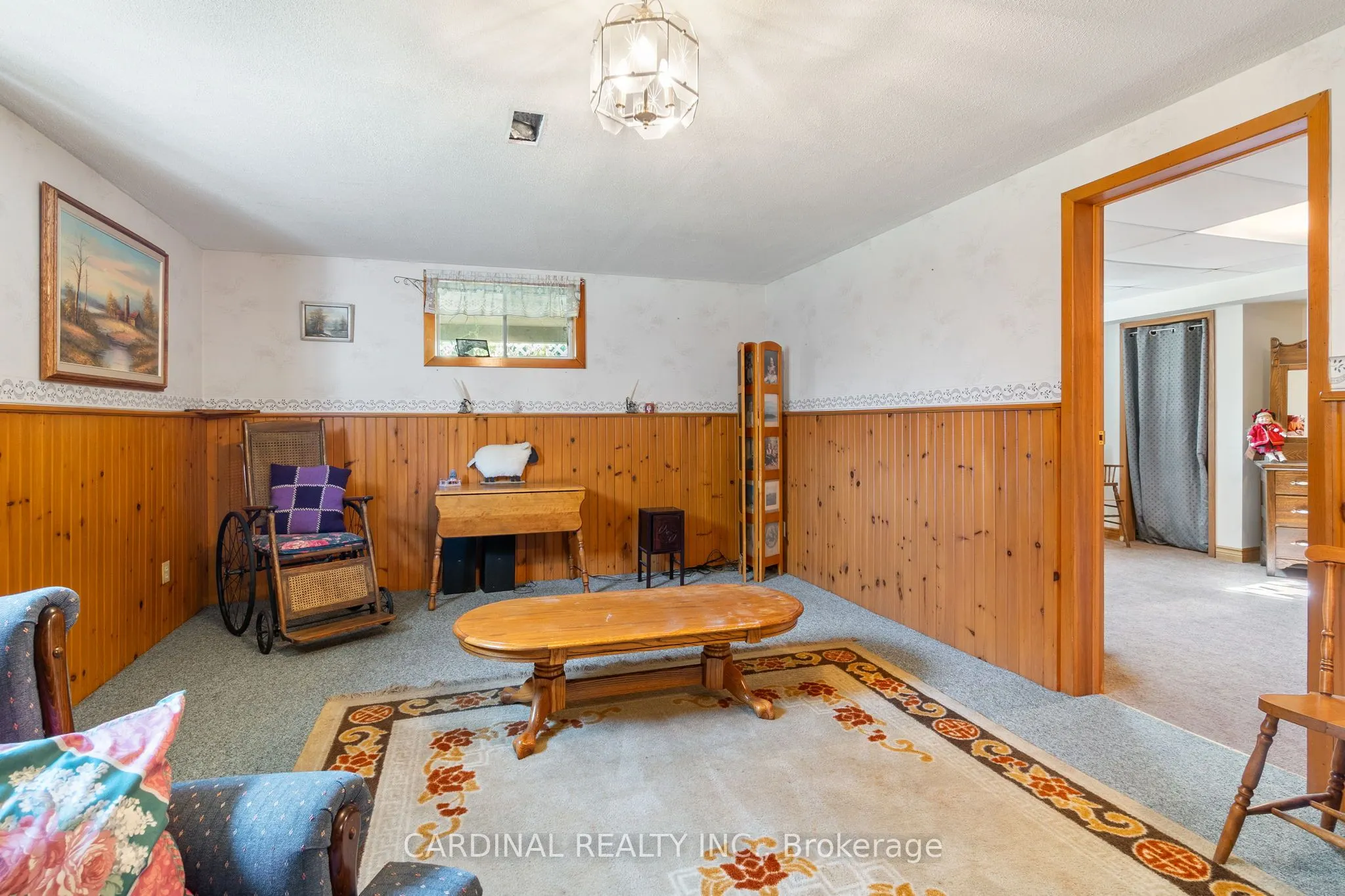 2574 Van Luven Road