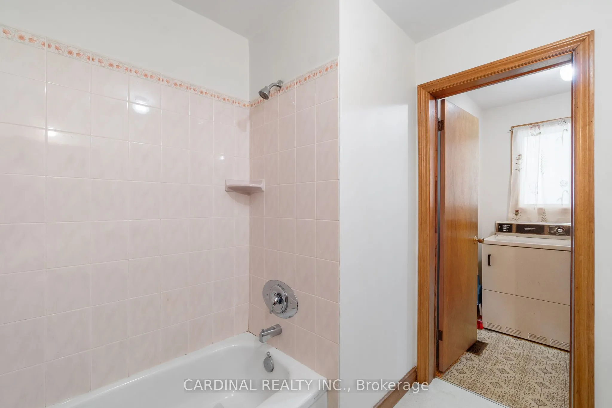 2574 Van Luven Road