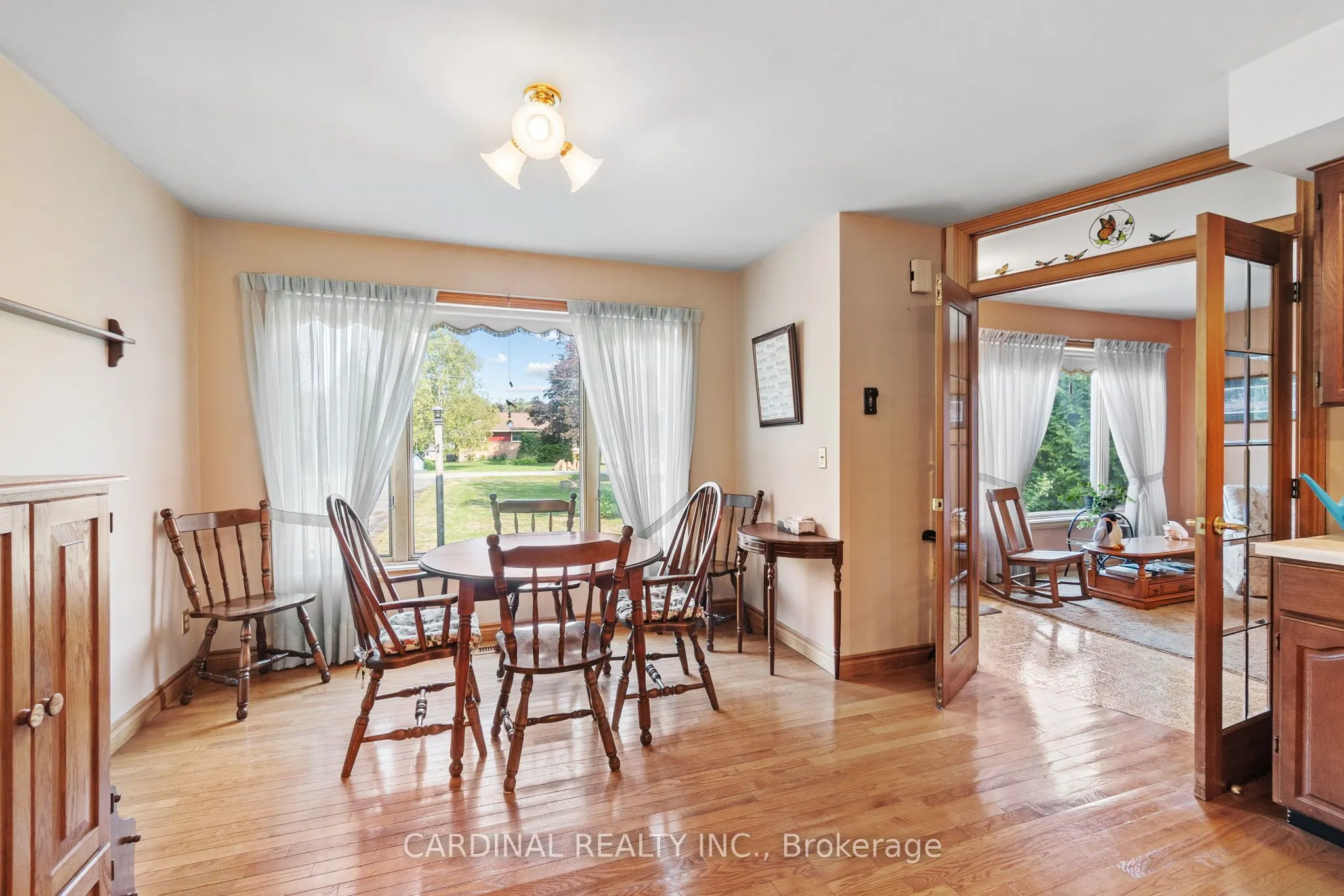 2574 Van Luven Road