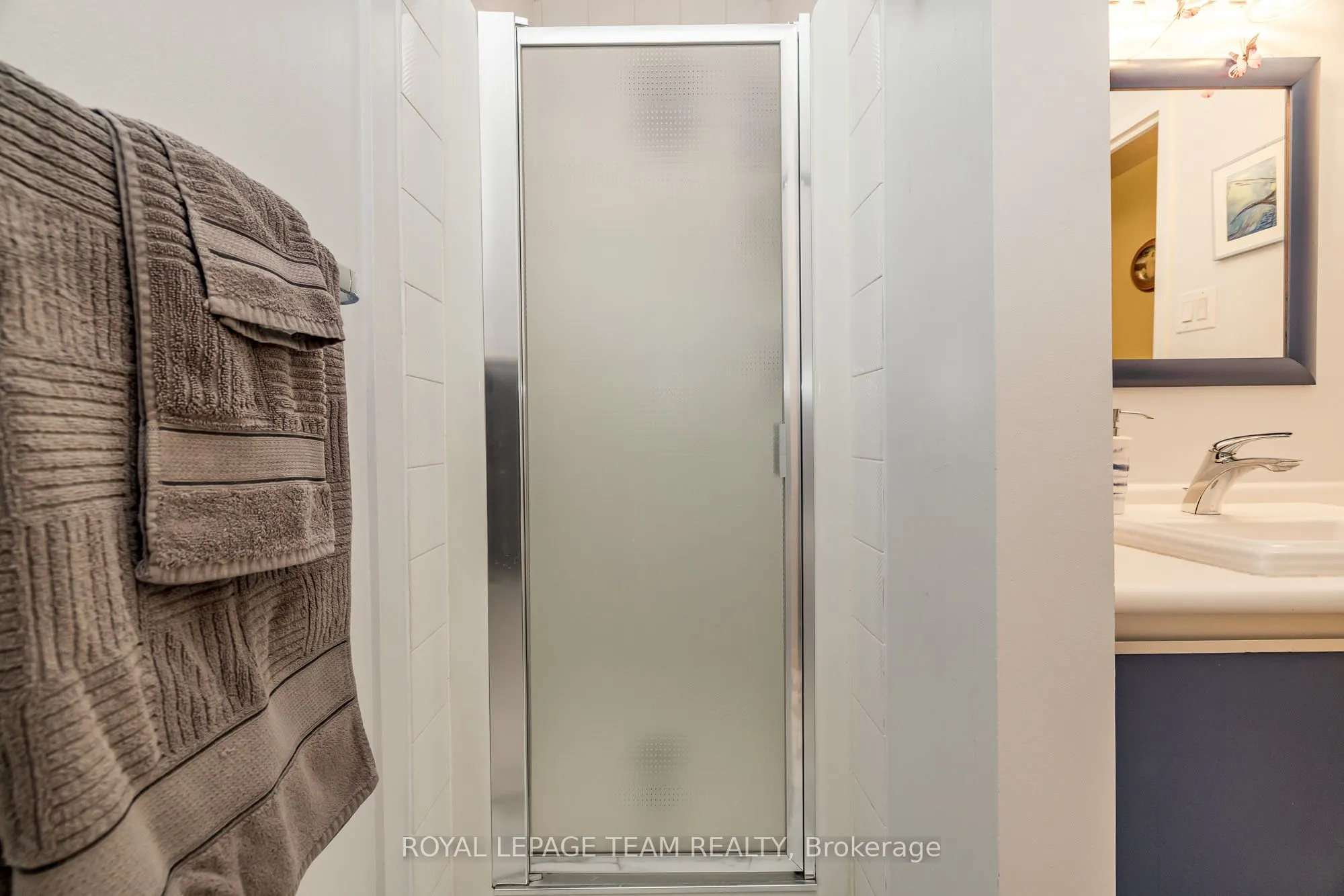 1025 Grenon Avenue, #115
