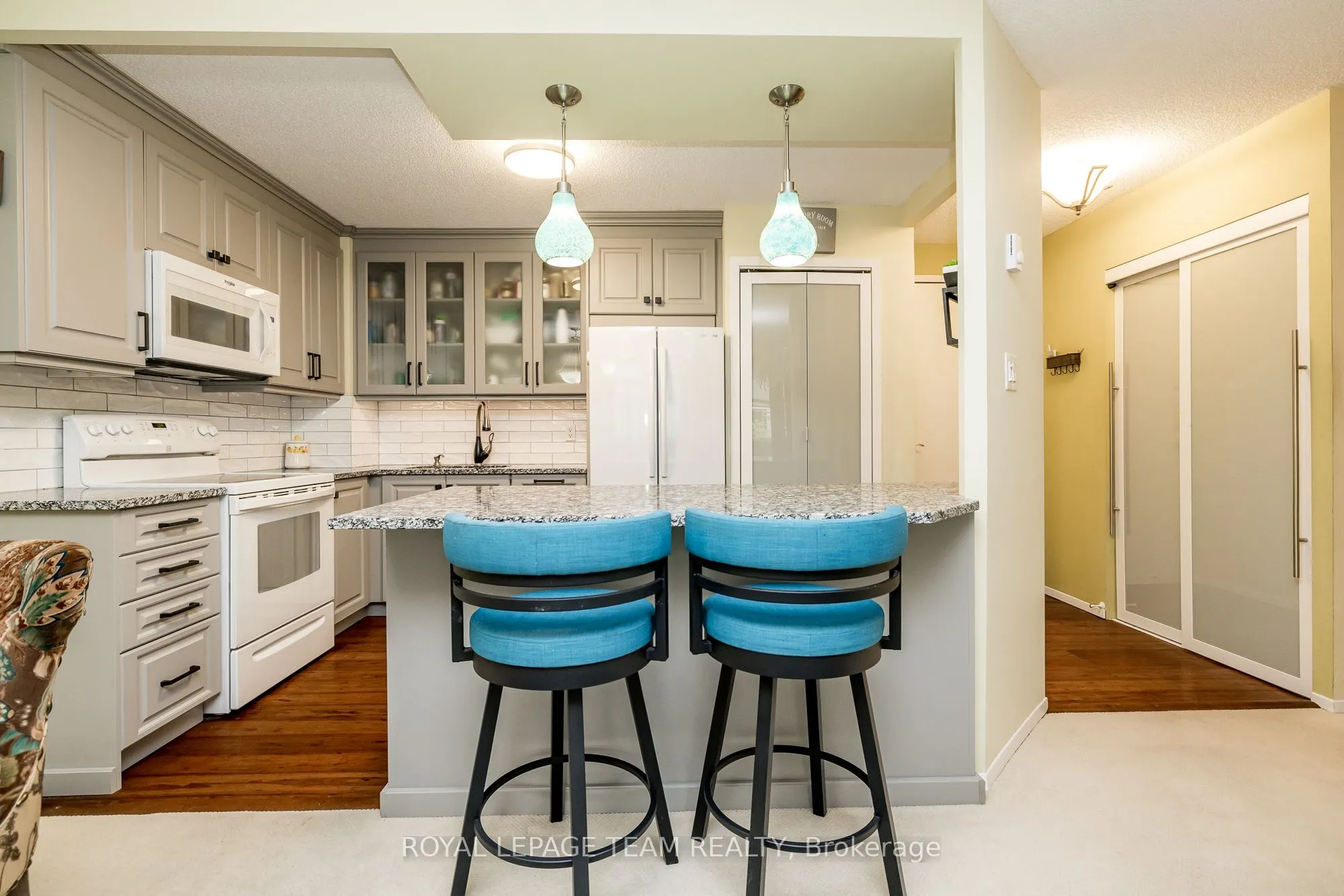 1025 Grenon Avenue, #115