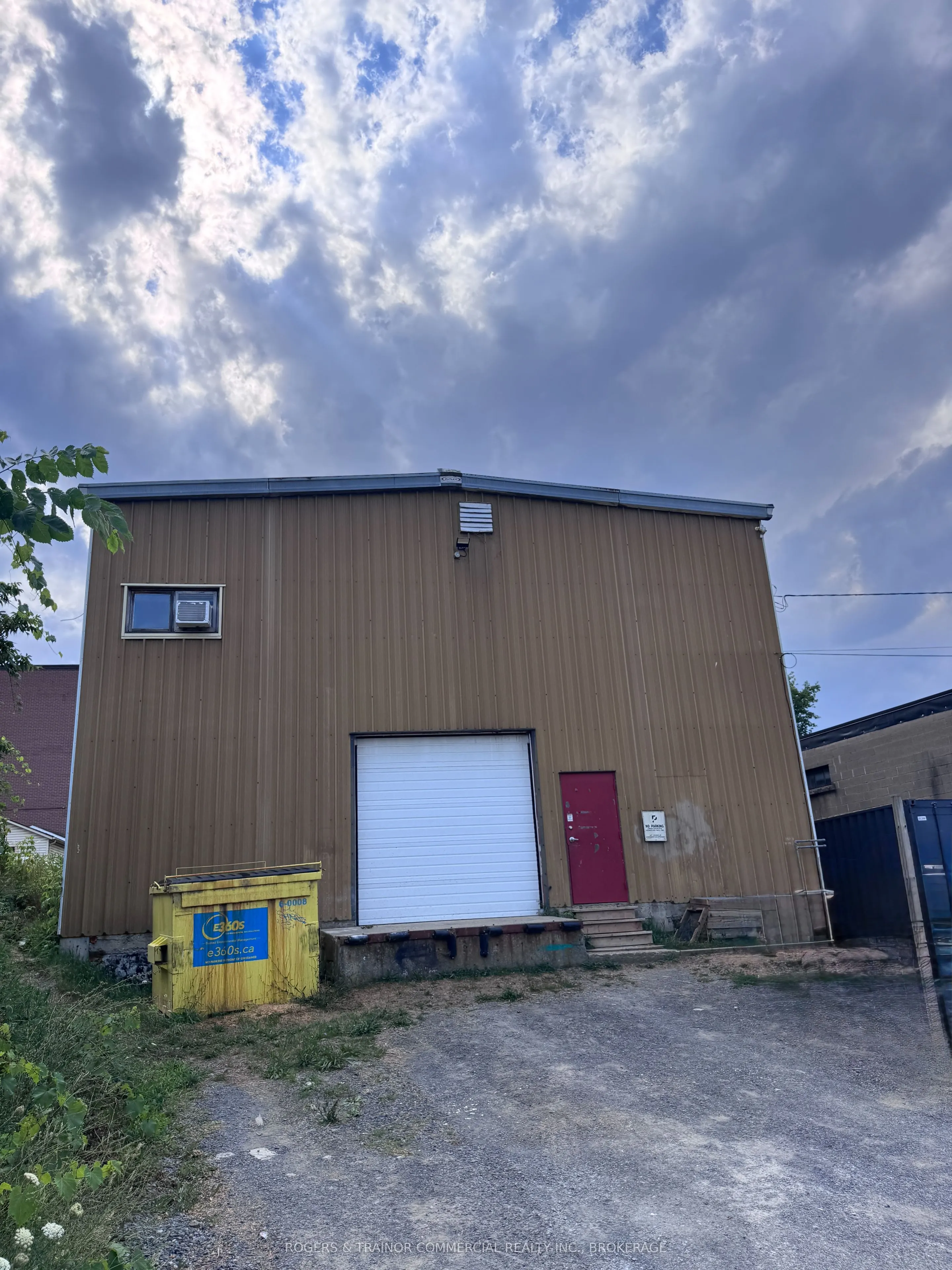 14 Cataraqui Street E, #101