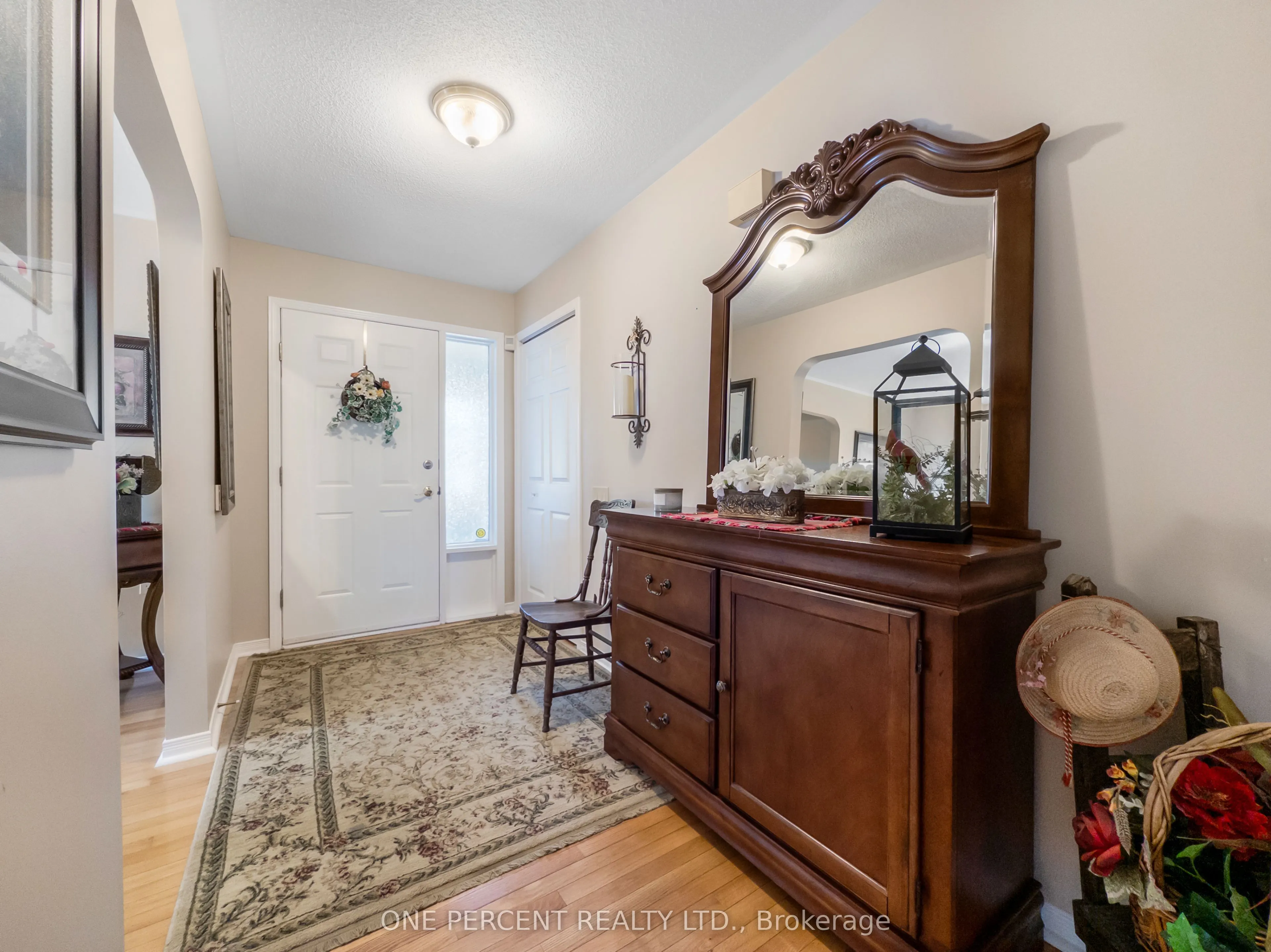 15 MONROE Court