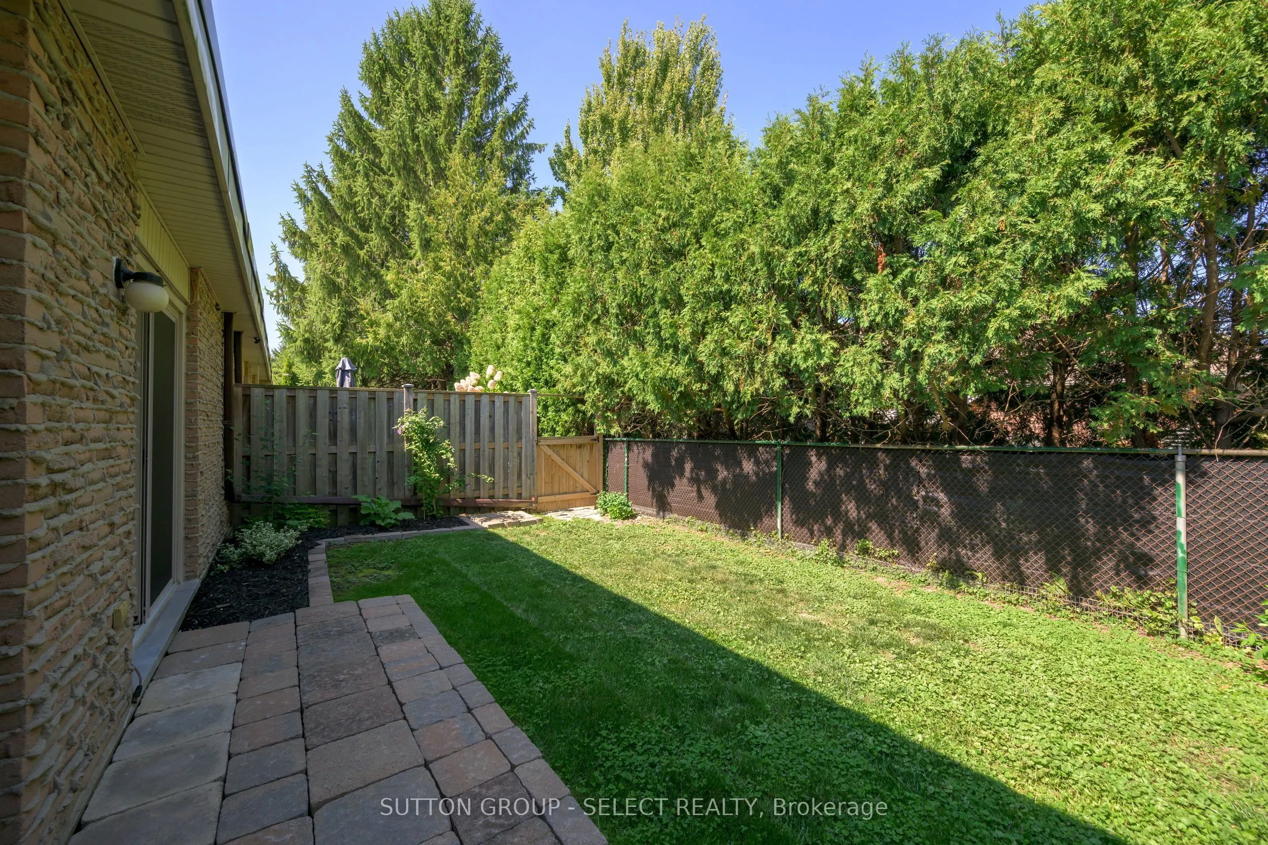 522 CRANBROOK Road, #5