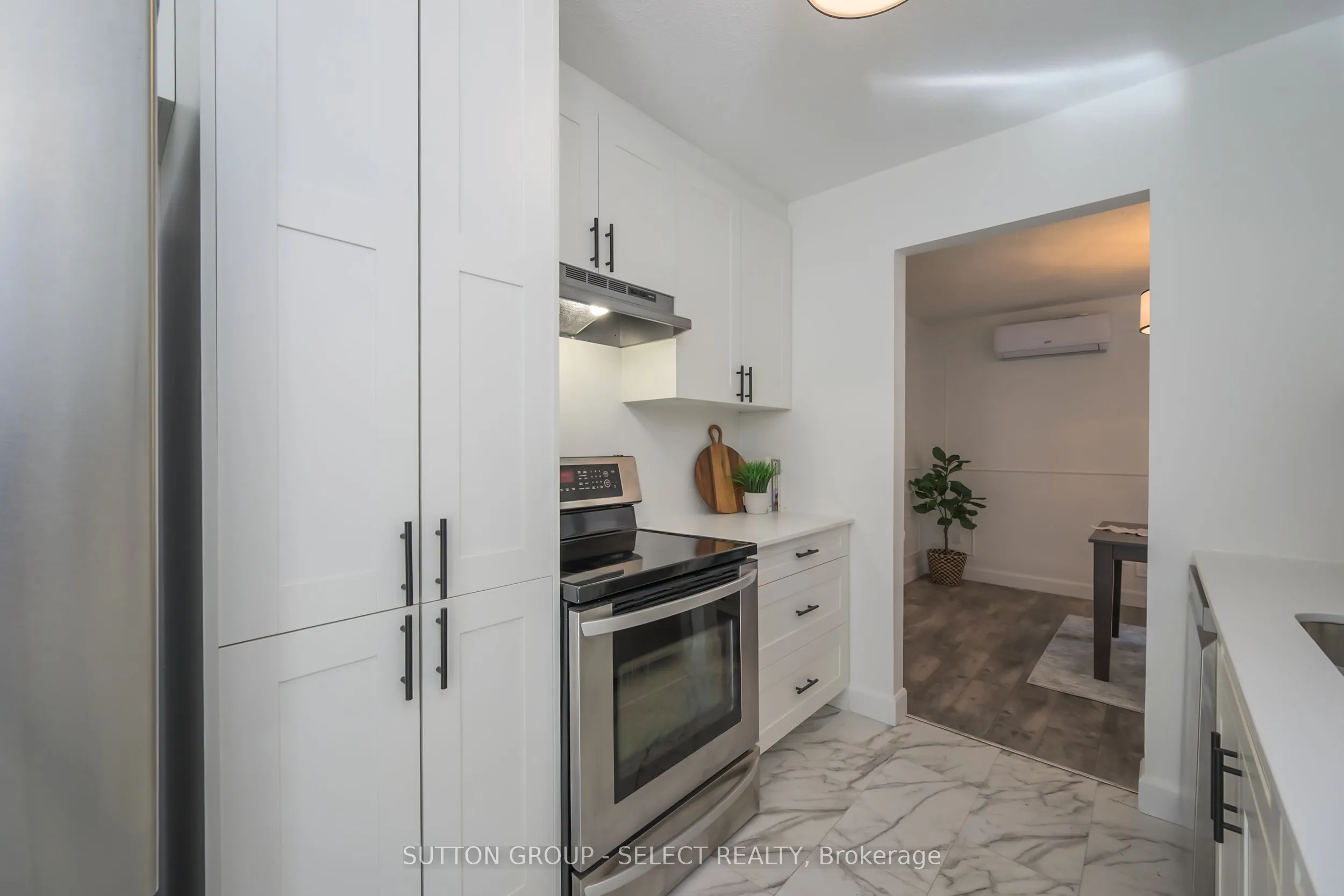 522 CRANBROOK Road, #5