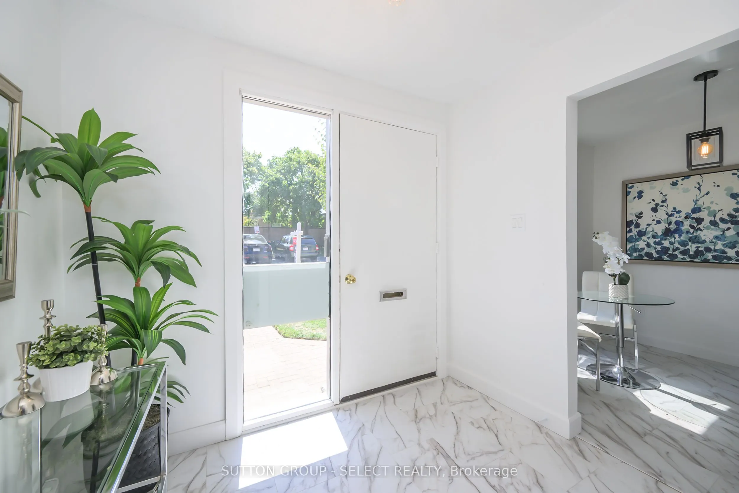 522 CRANBROOK Road, #5