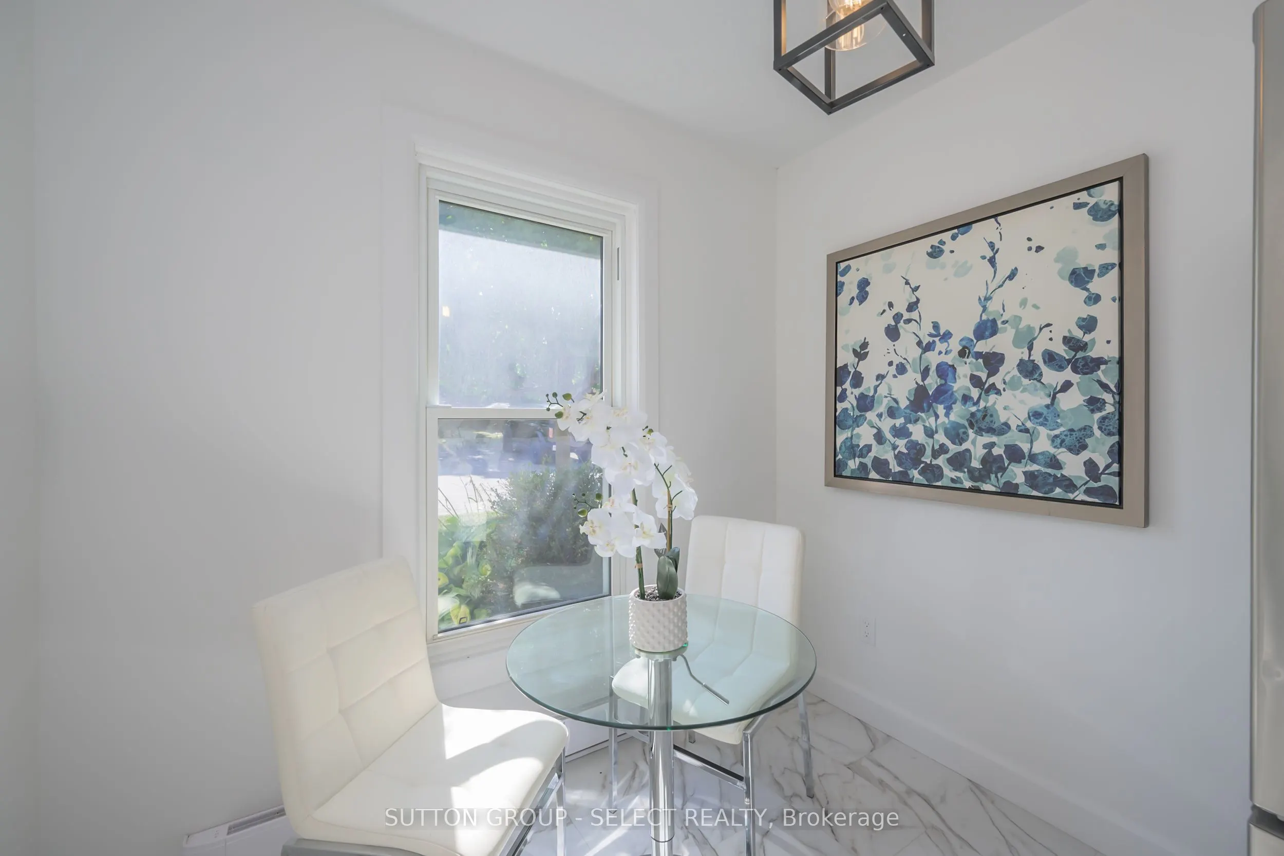 522 CRANBROOK Road, #5