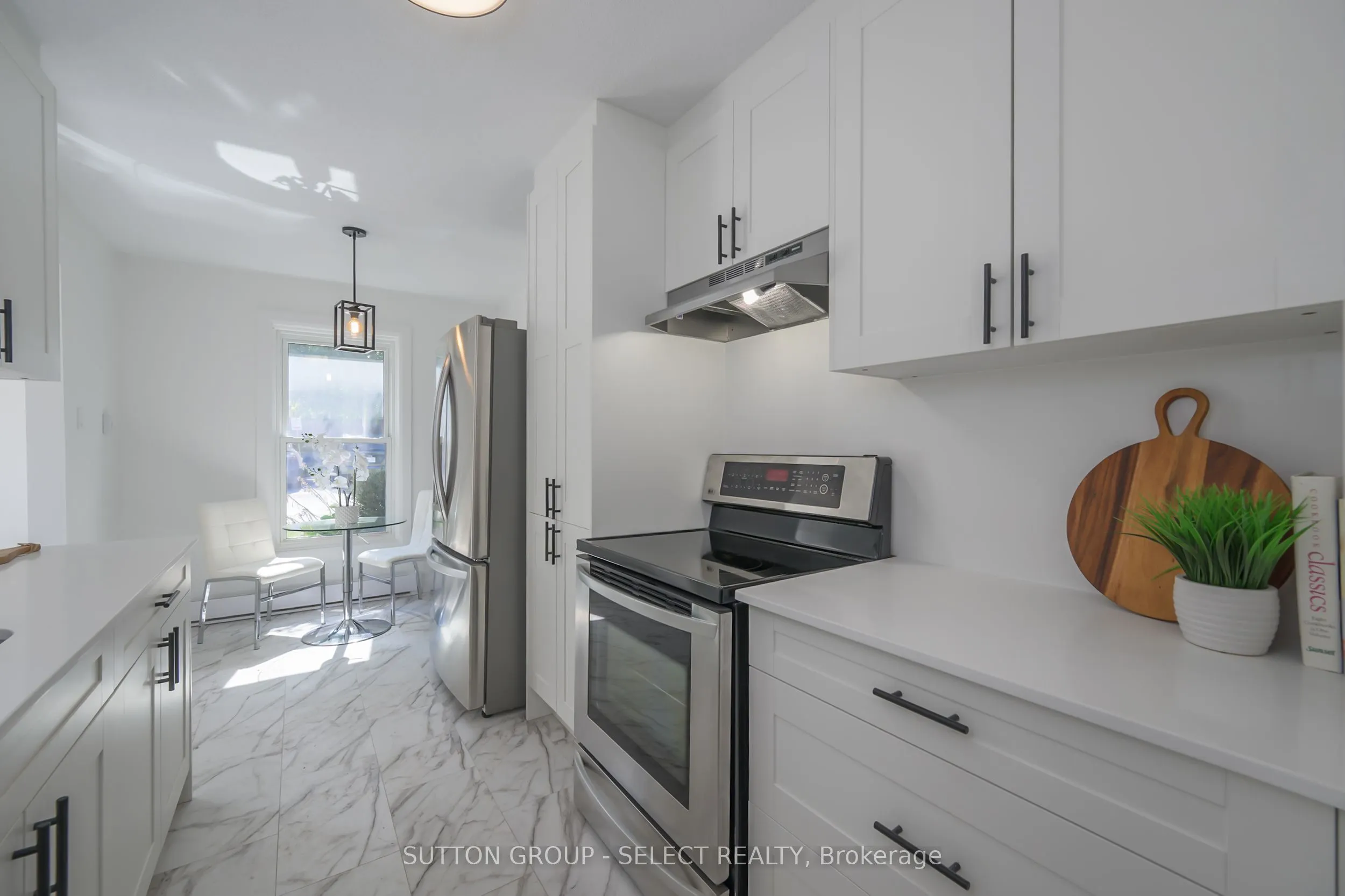 522 CRANBROOK Road, #5