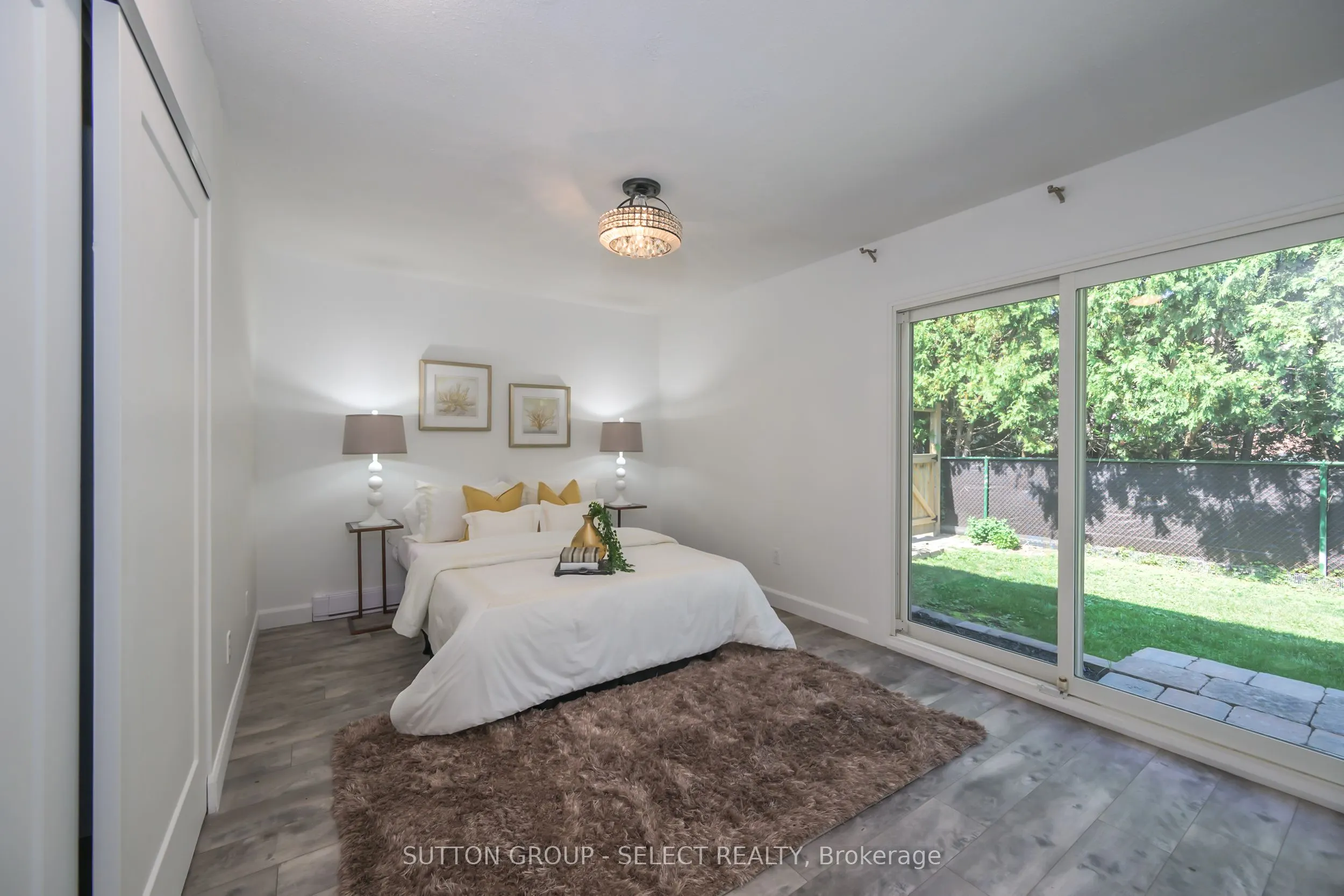522 CRANBROOK Road, #5