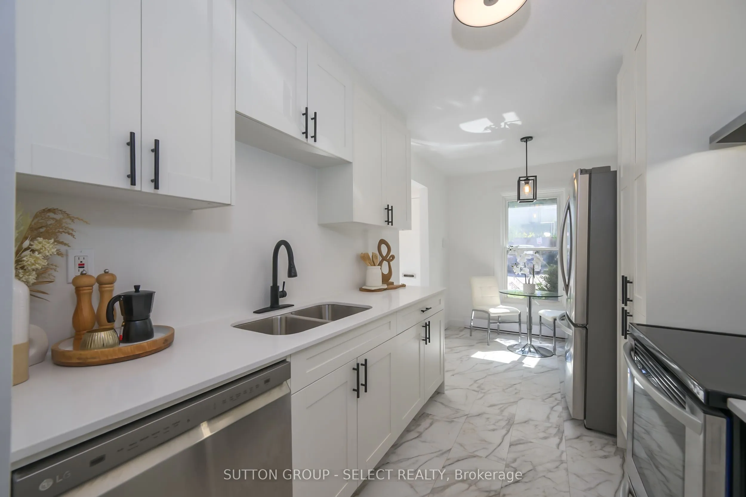 522 CRANBROOK Road, #5