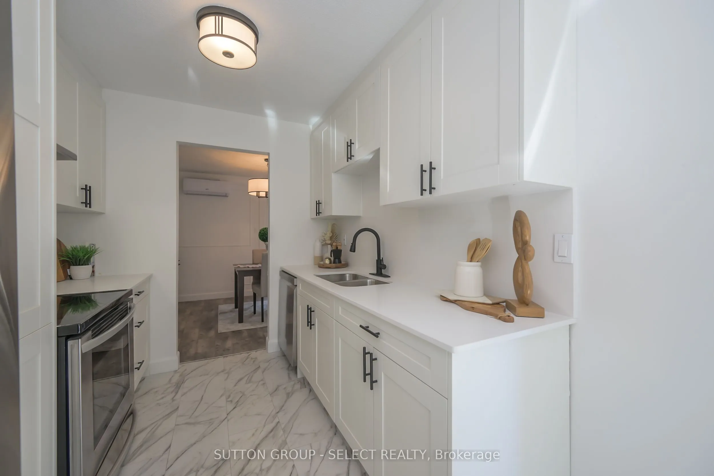 522 CRANBROOK Road, #5