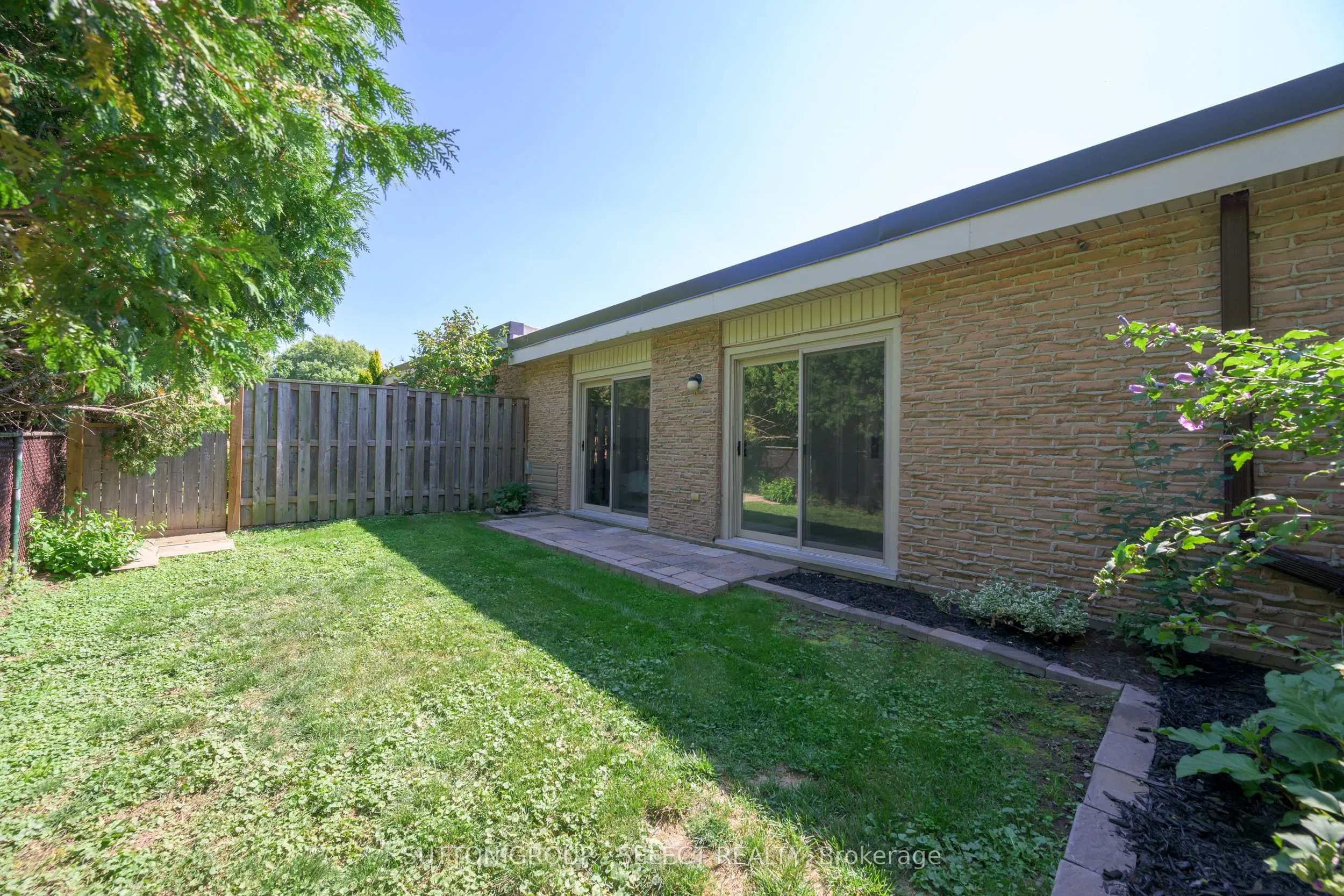522 CRANBROOK Road, #5