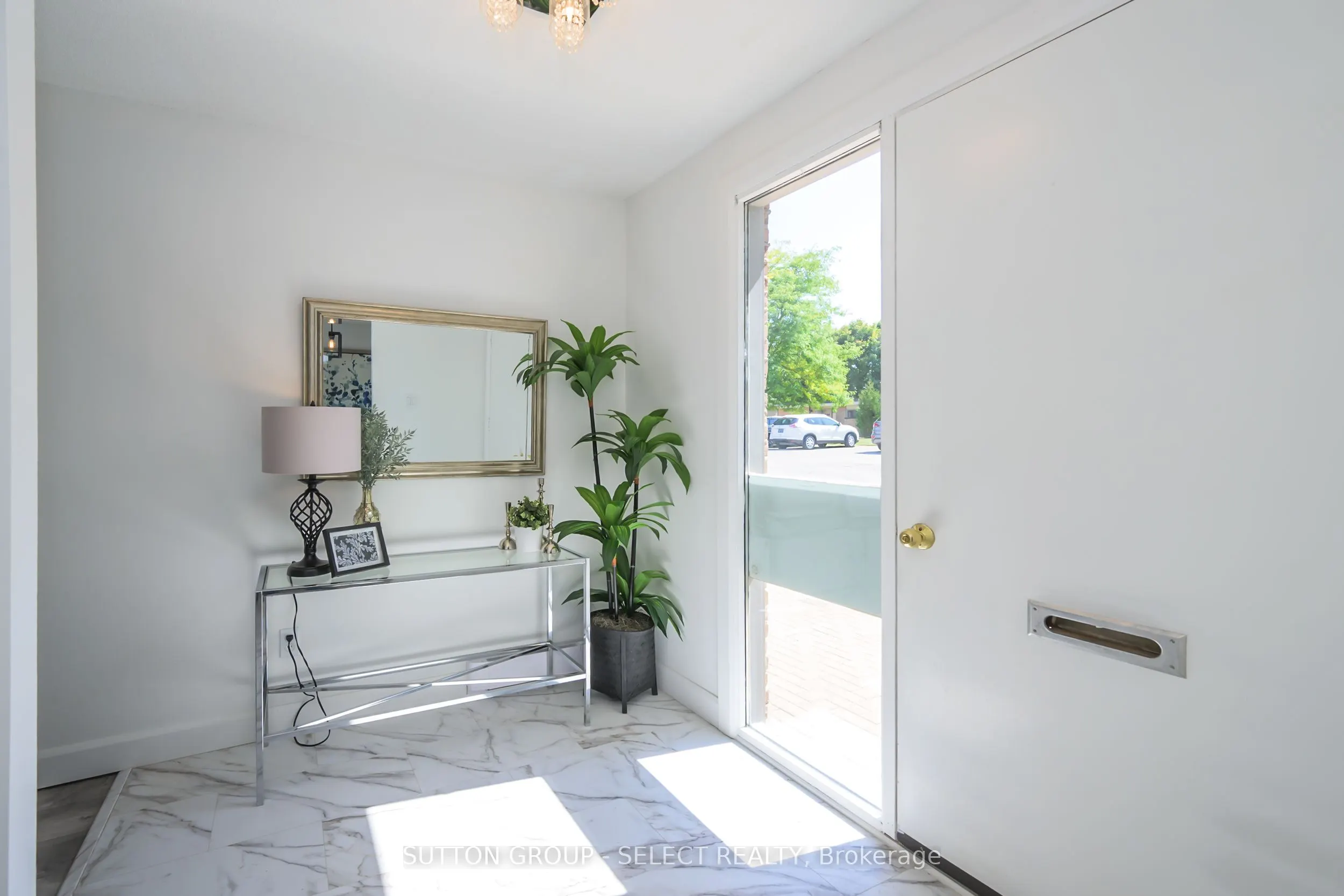 522 CRANBROOK Road, #5