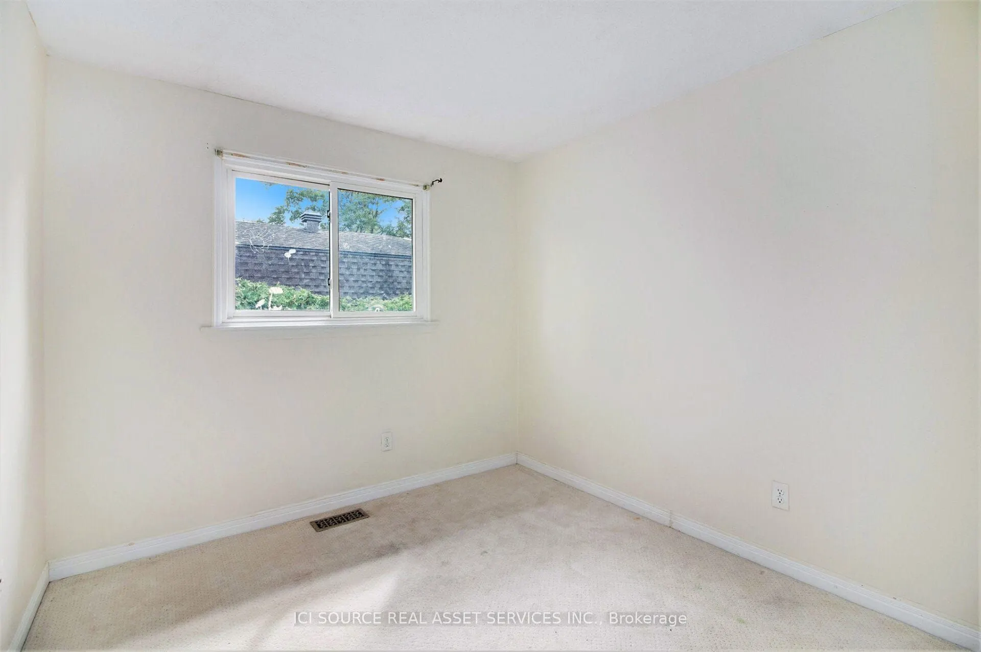 31 Wedgewood Crescent