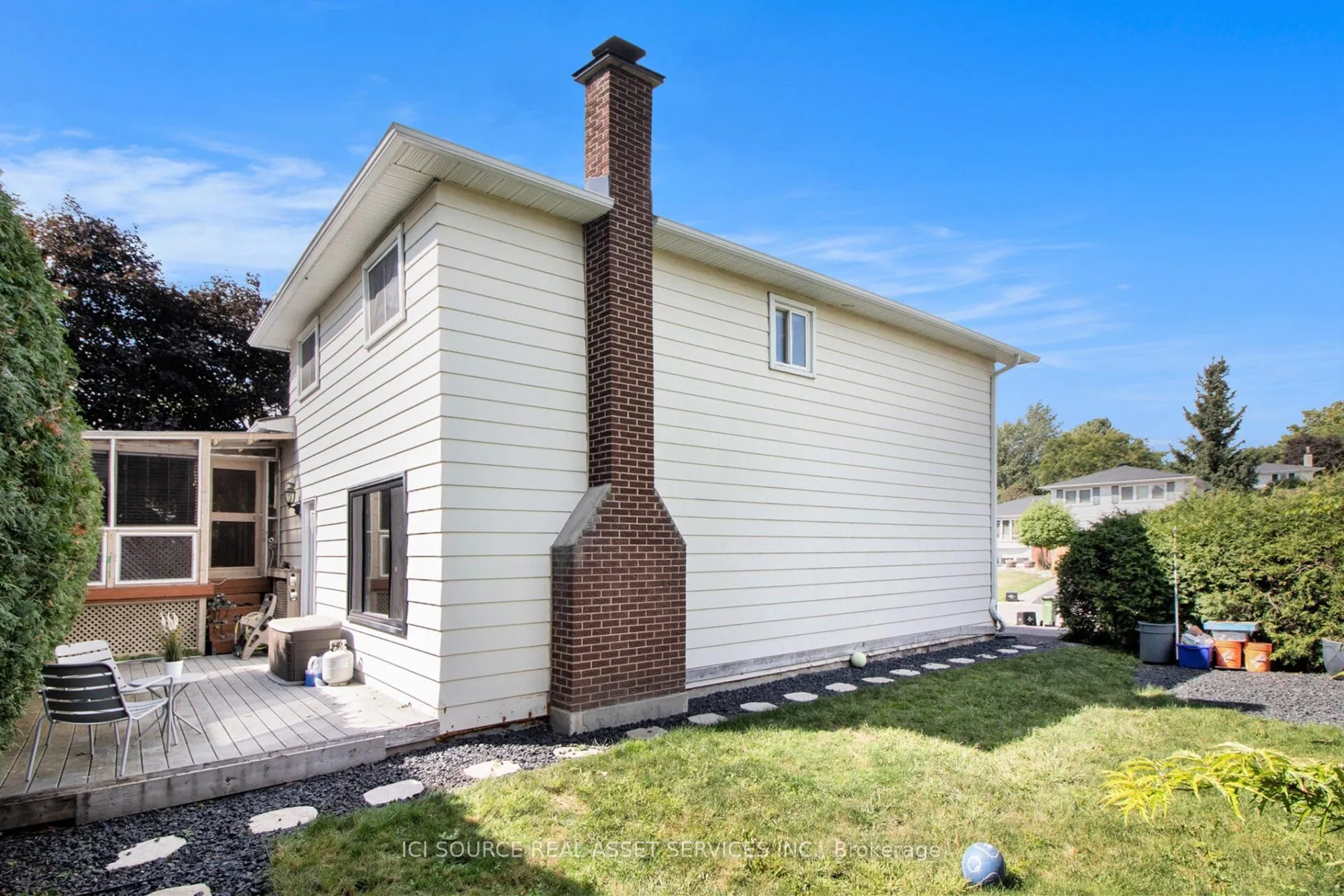31 Wedgewood Crescent
