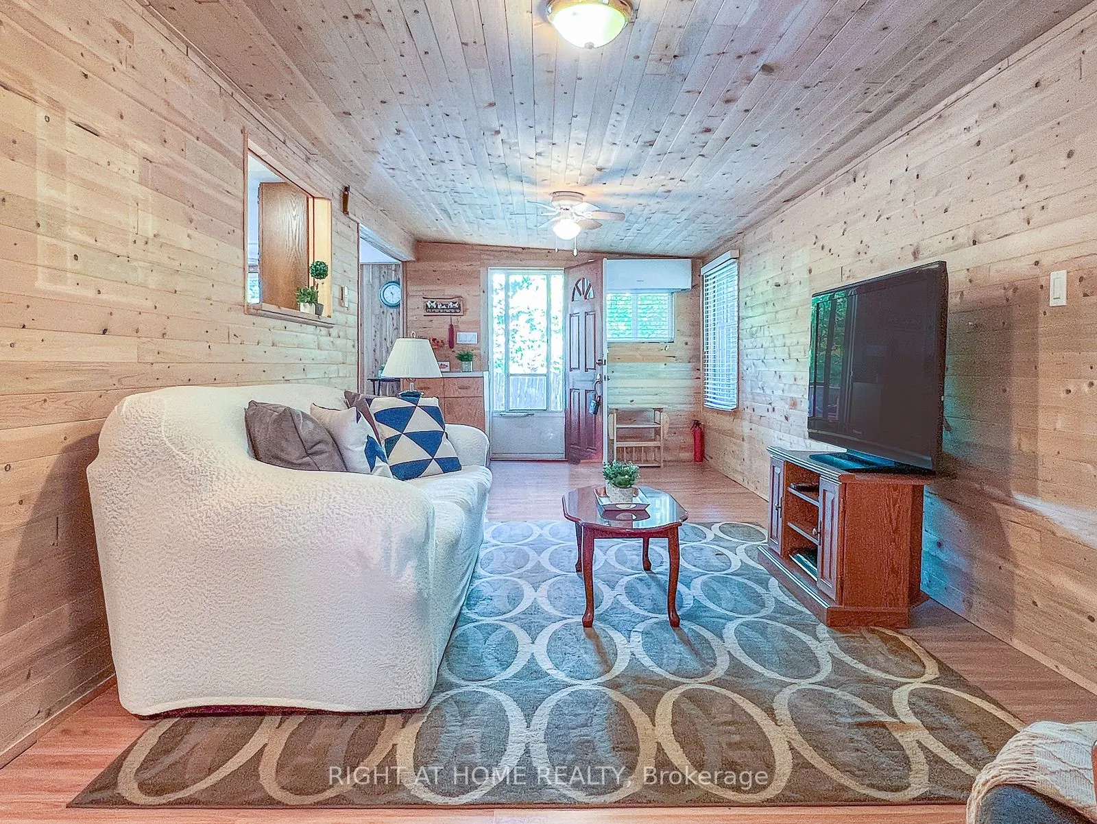 137 Trillium Trail S