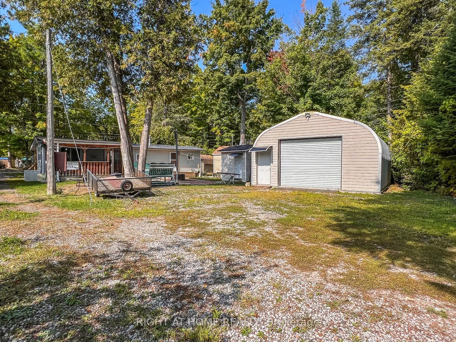 137 Trillium Trail S