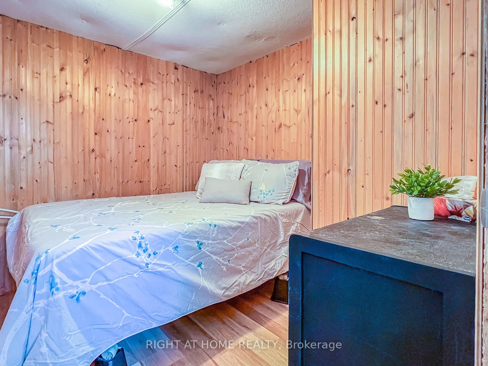 137 Trillium Trail S