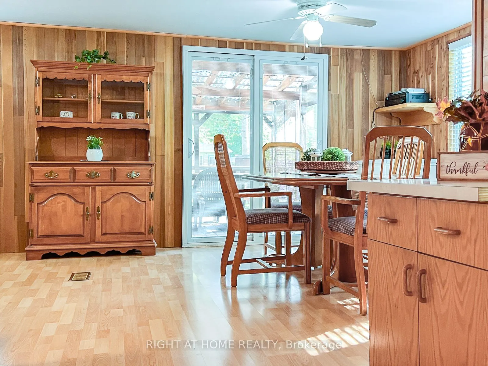 137 Trillium Trail S