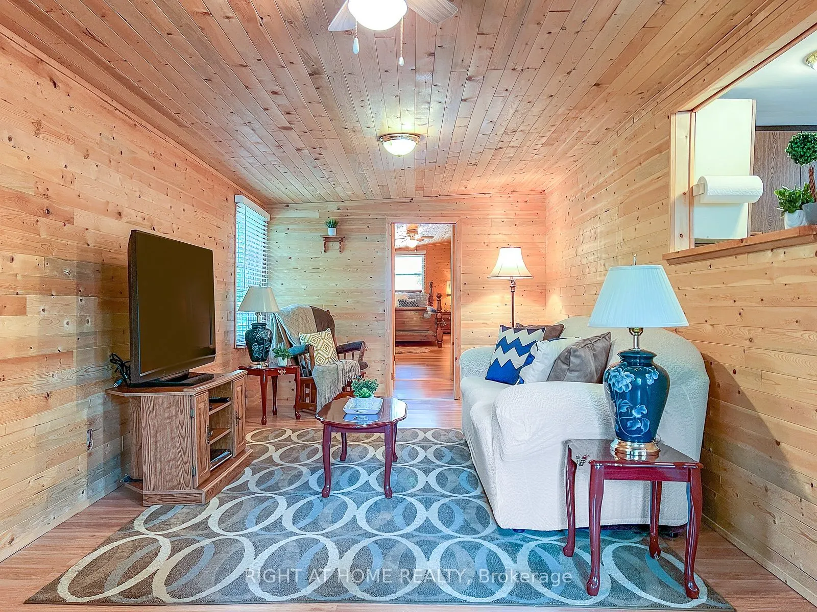 137 Trillium Trail S