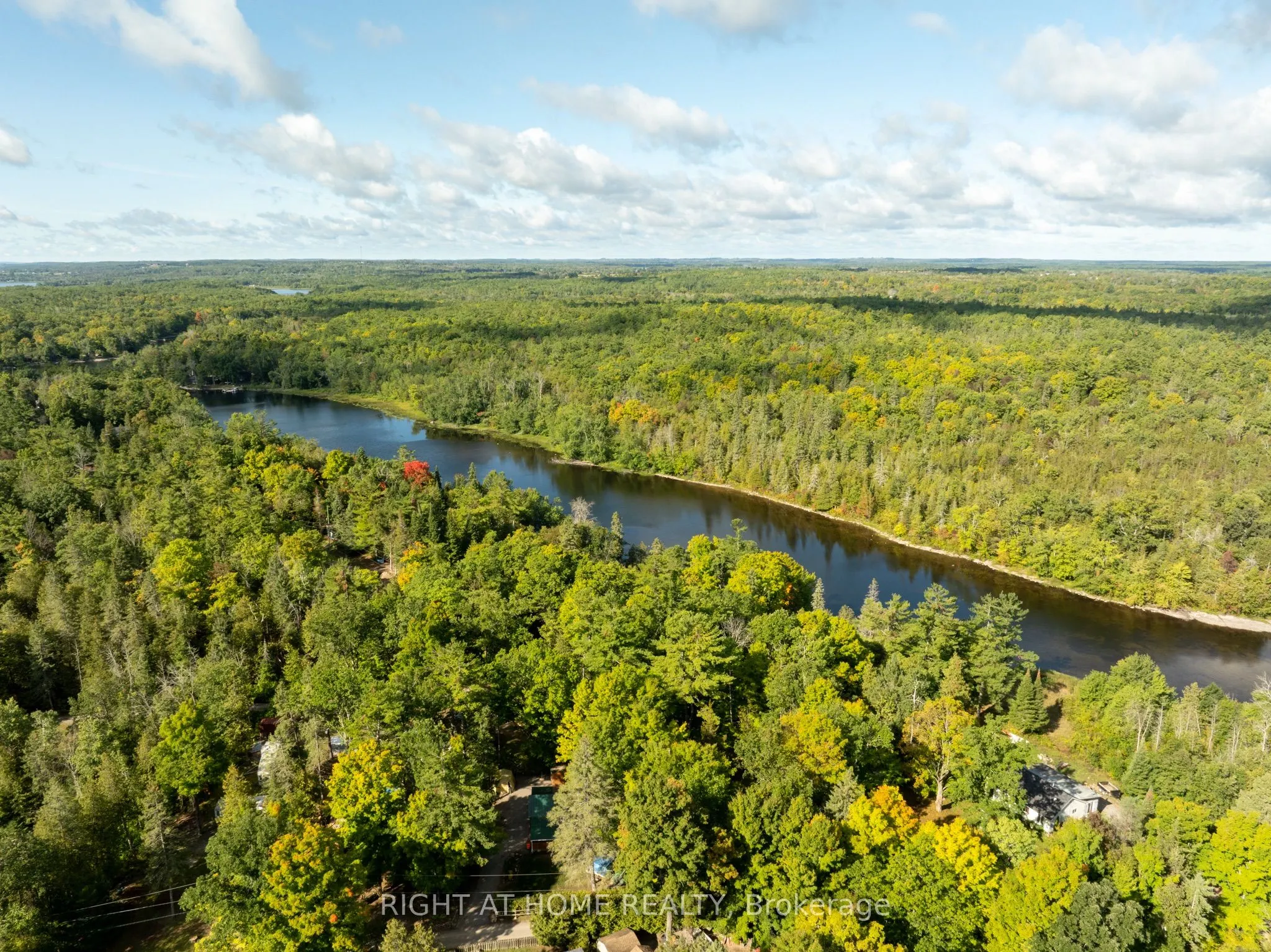 137 Trillium Trail S