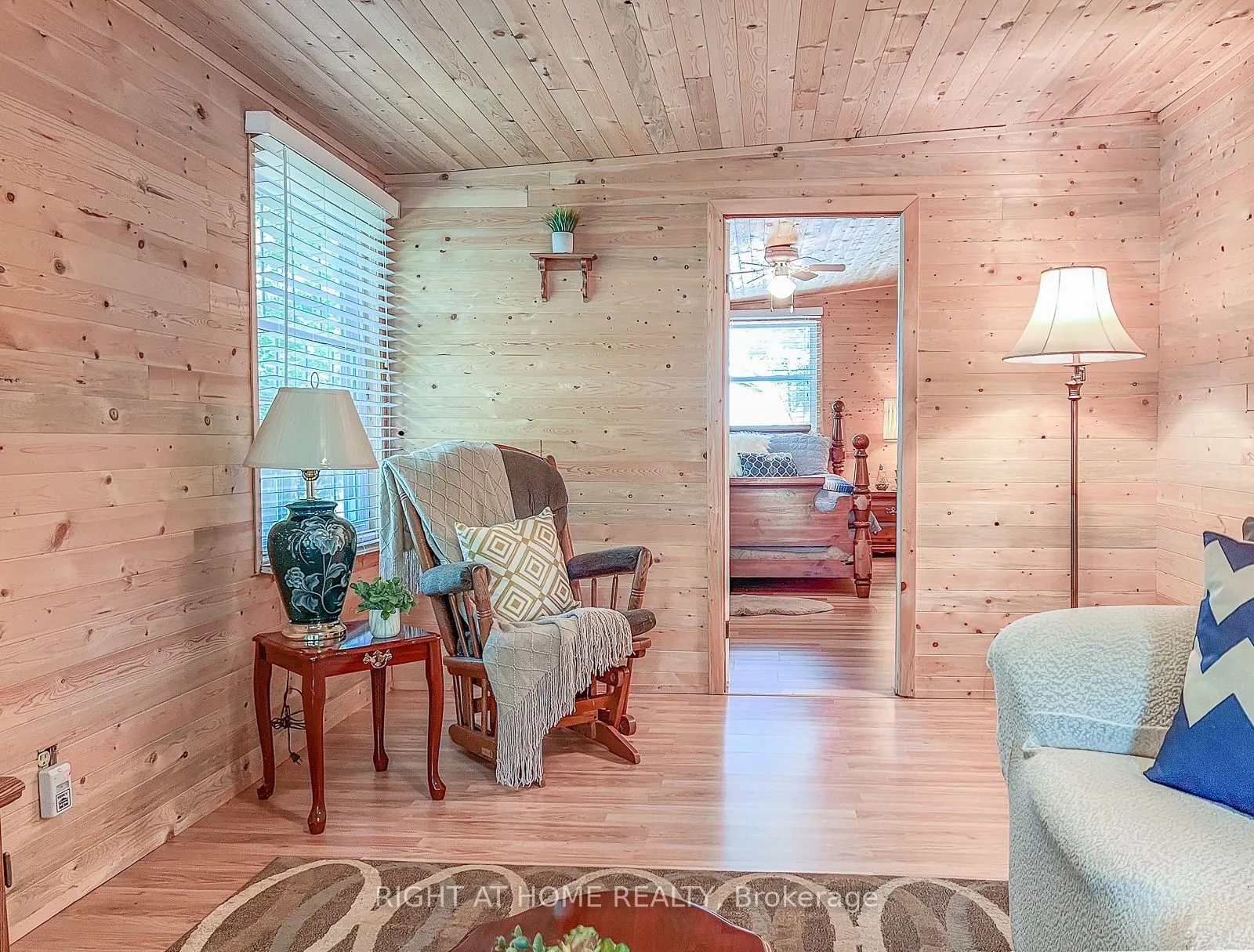 137 Trillium Trail S