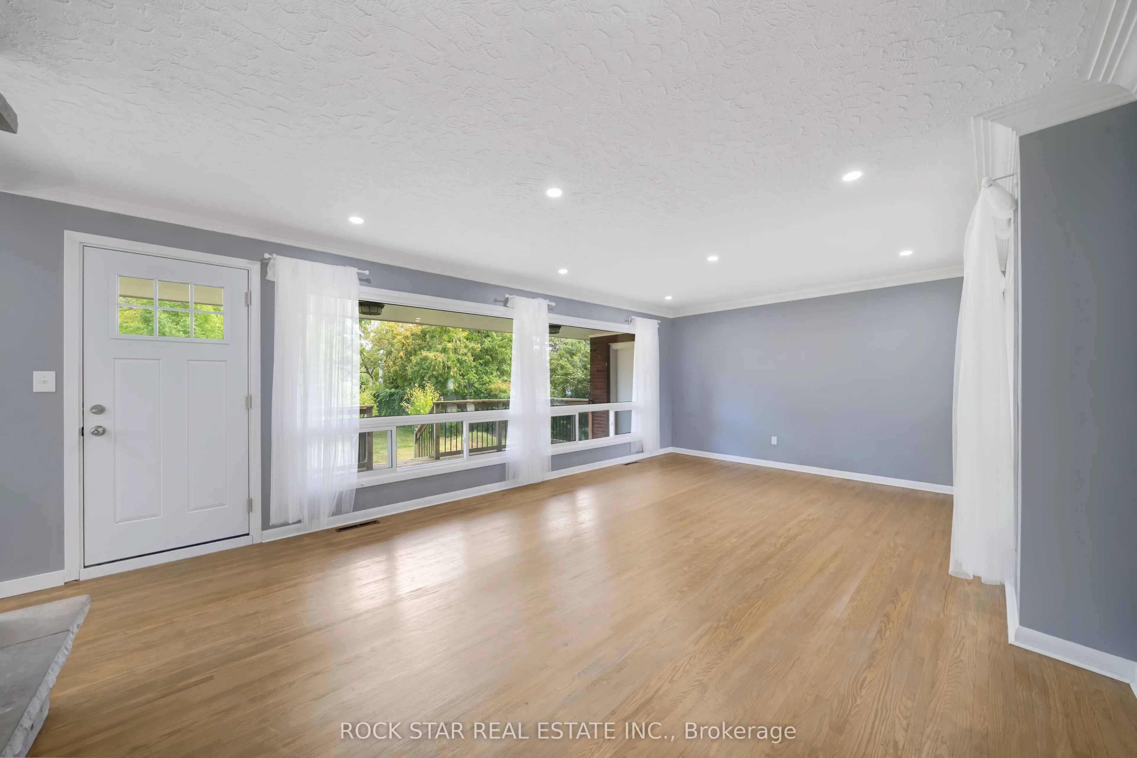 312 Grantham Avenue