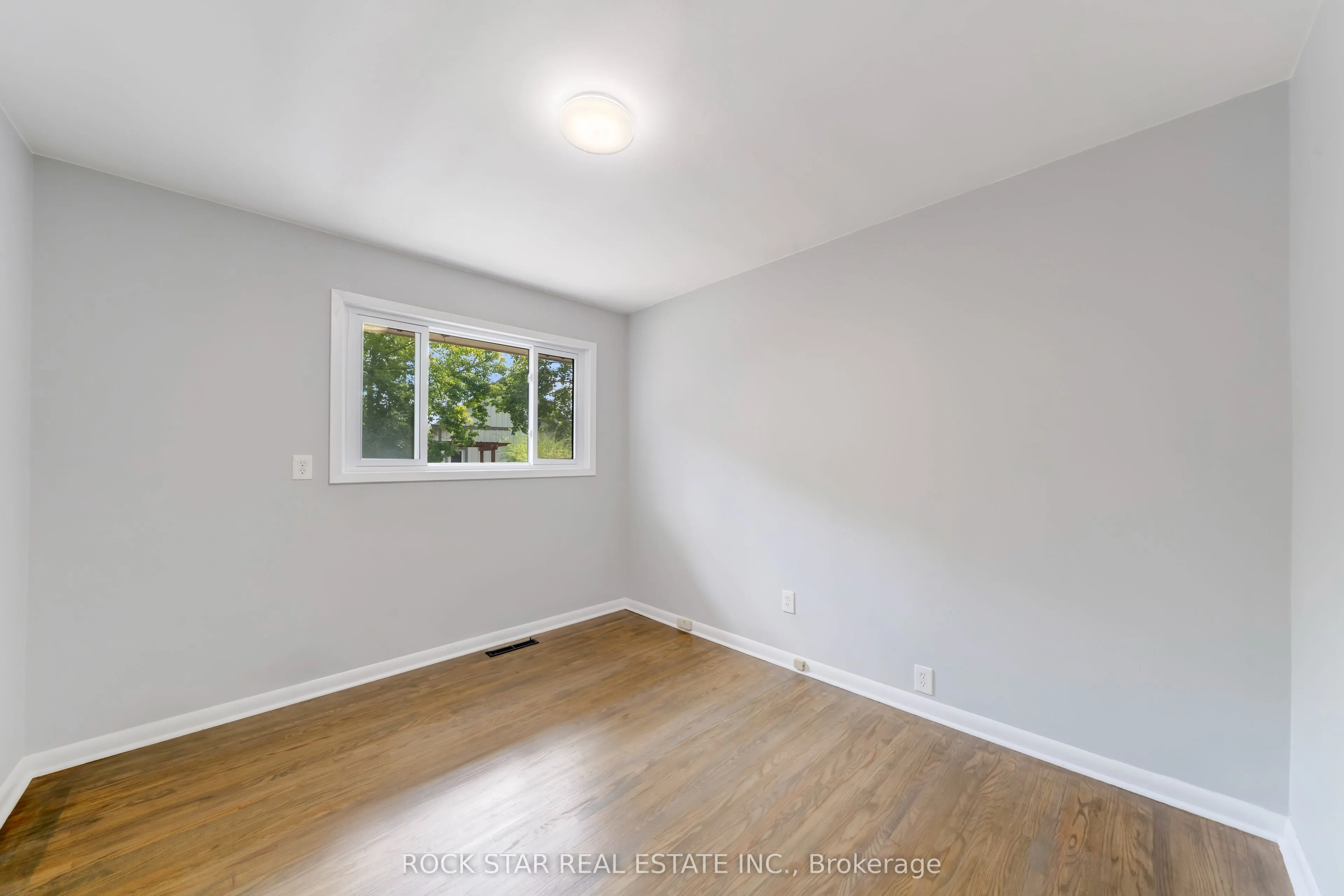 312 Grantham Avenue