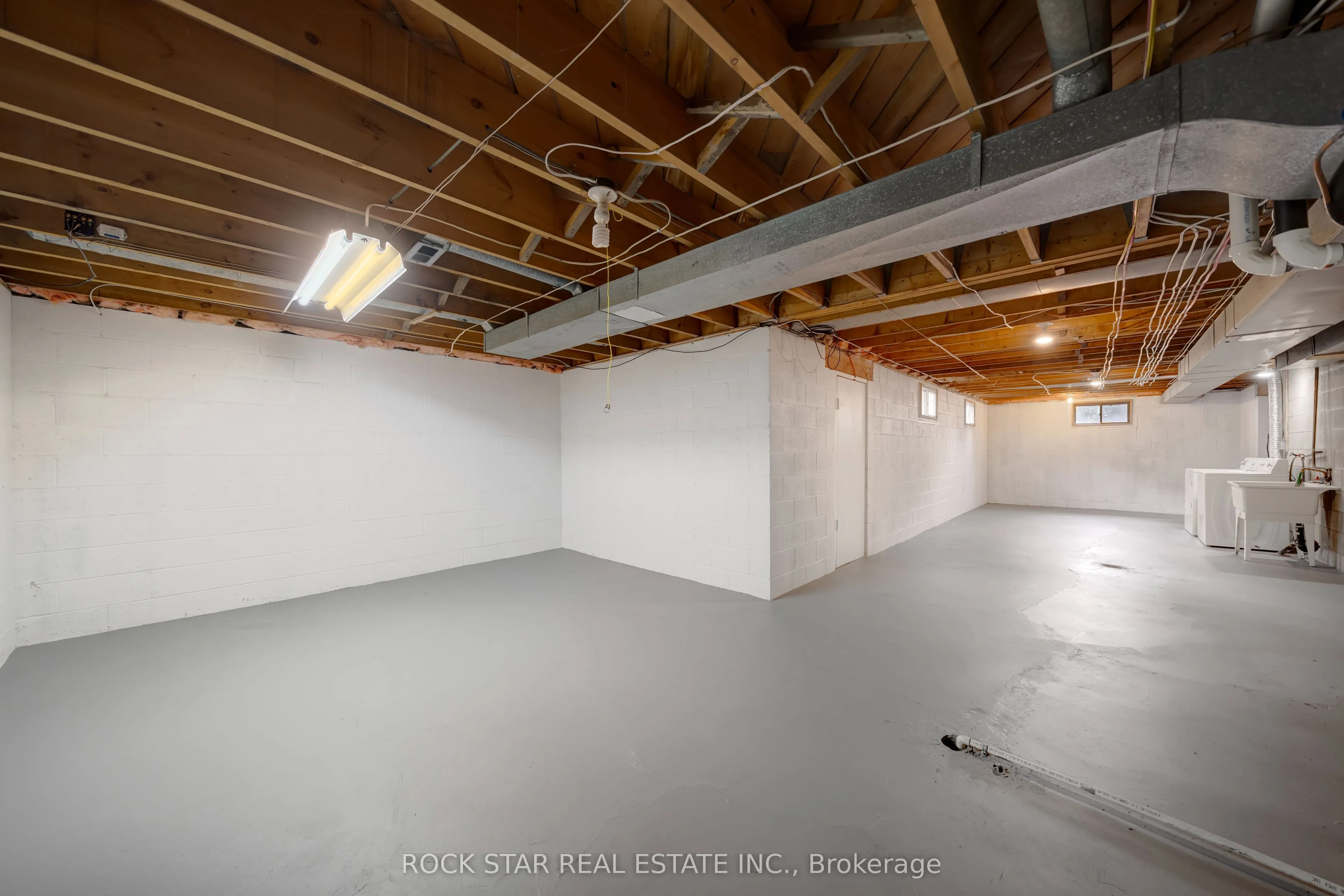 312 Grantham Avenue